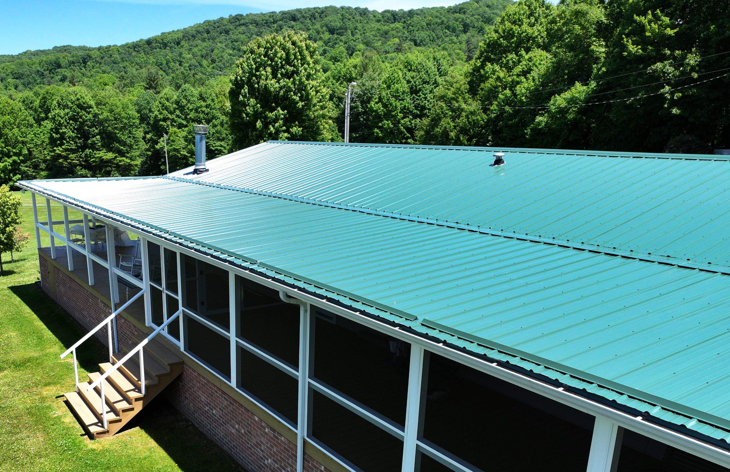 Haley Residence by Omnia Roofing