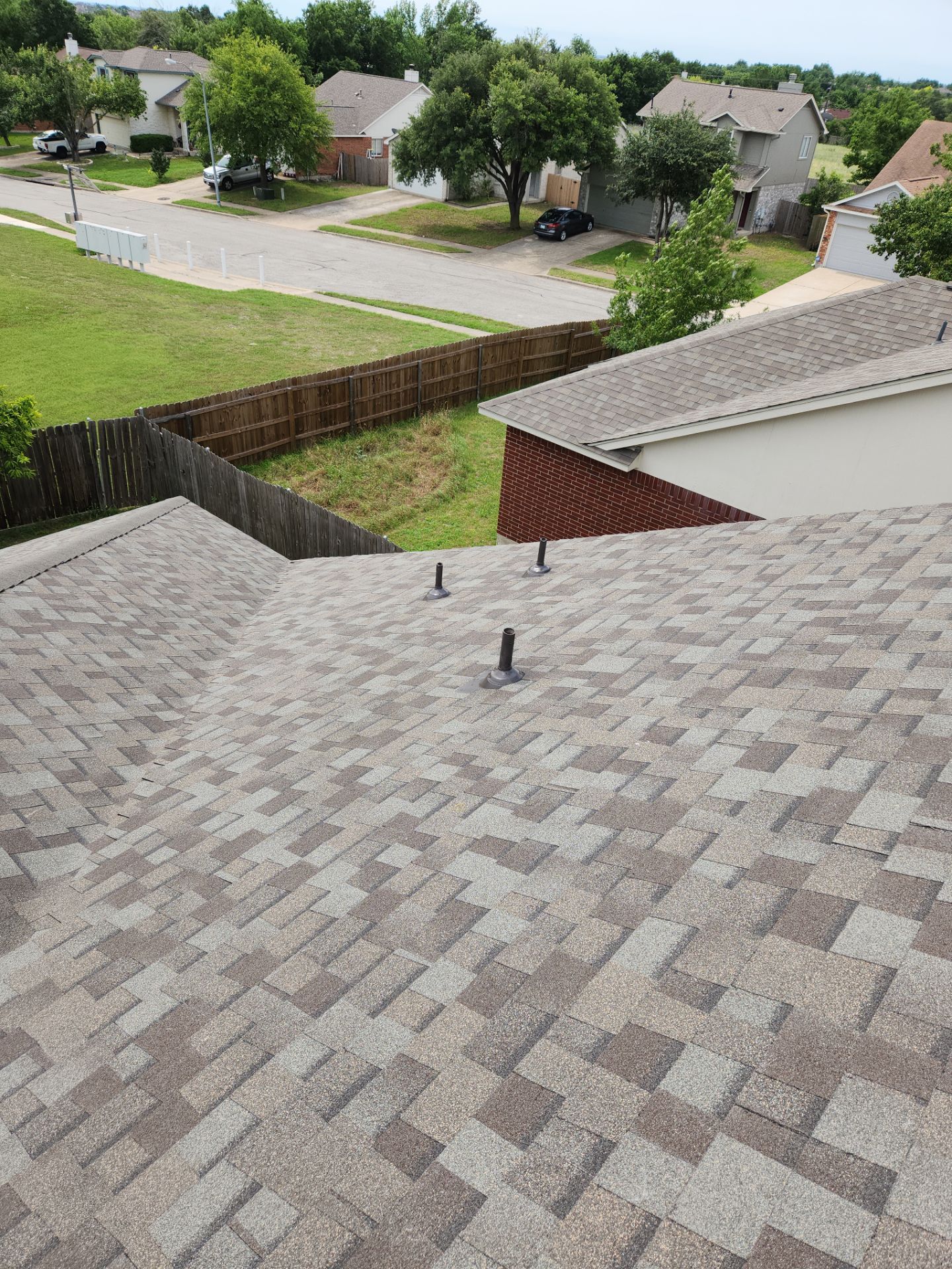 Driftwood - Owens Corning TruDefinition Duration by RoofsOnly.com