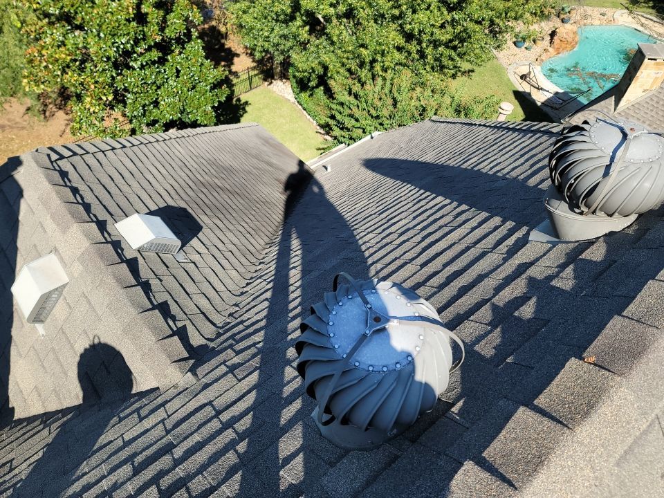 Insurance Claim Roof and Gutters using Owens Corning - Duration- Estate Gray -New Gutters - Exterior paint by Tex-Line Roofing