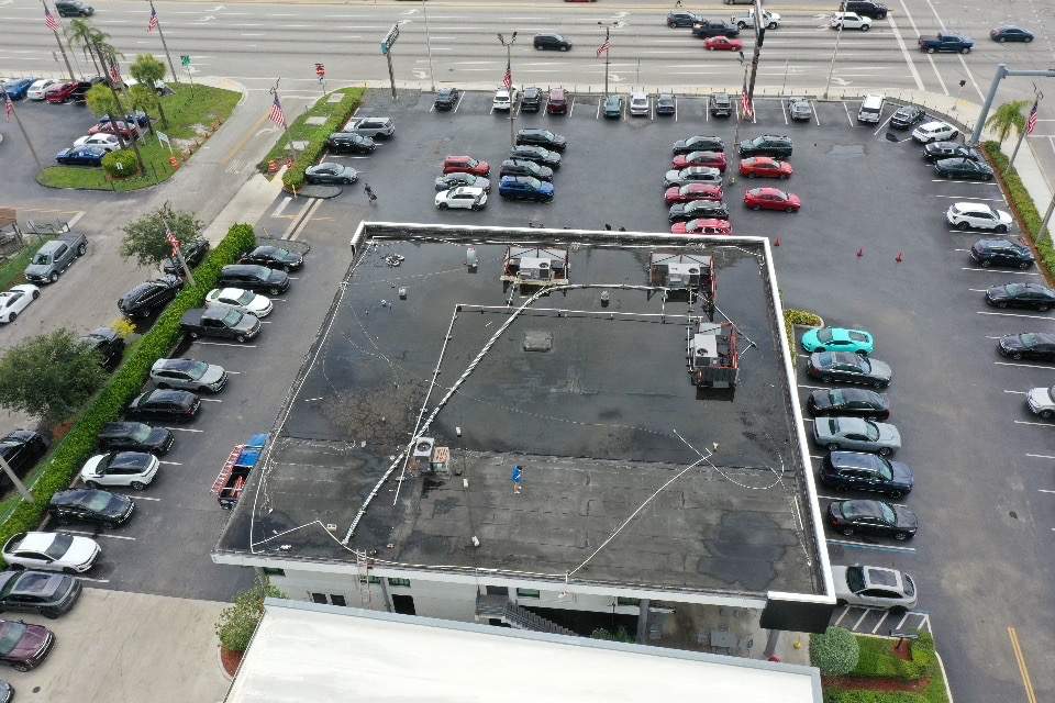 COMMERCIAL REROOF GAF TPO EVERGUARD 60 MIL SMOOTH WITH 1-1/2" INSULATION by Earl W. Johnston Roofing