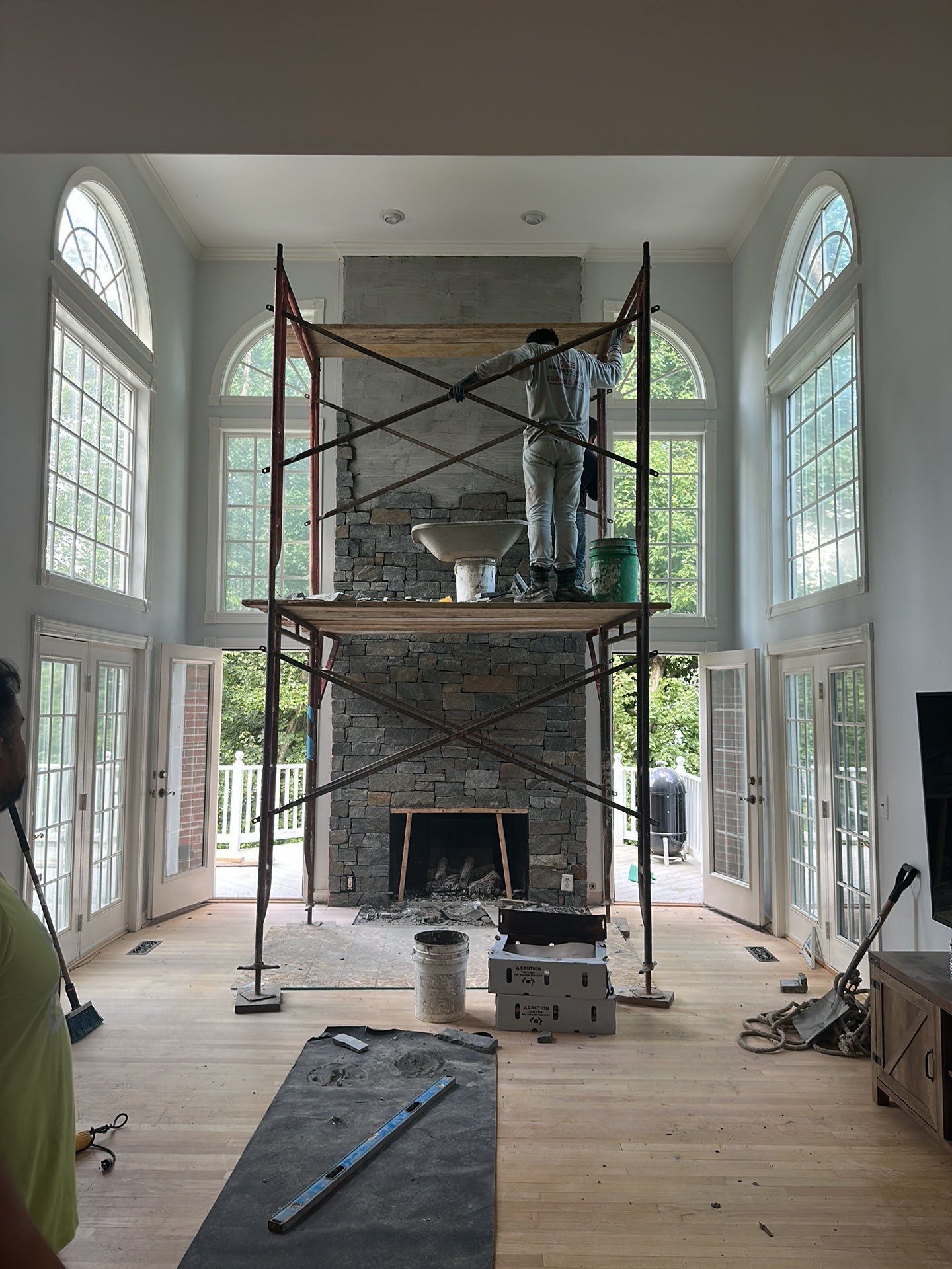 Fireplace remodel, Great Falls, VA by Fairfax Contractors, LLC