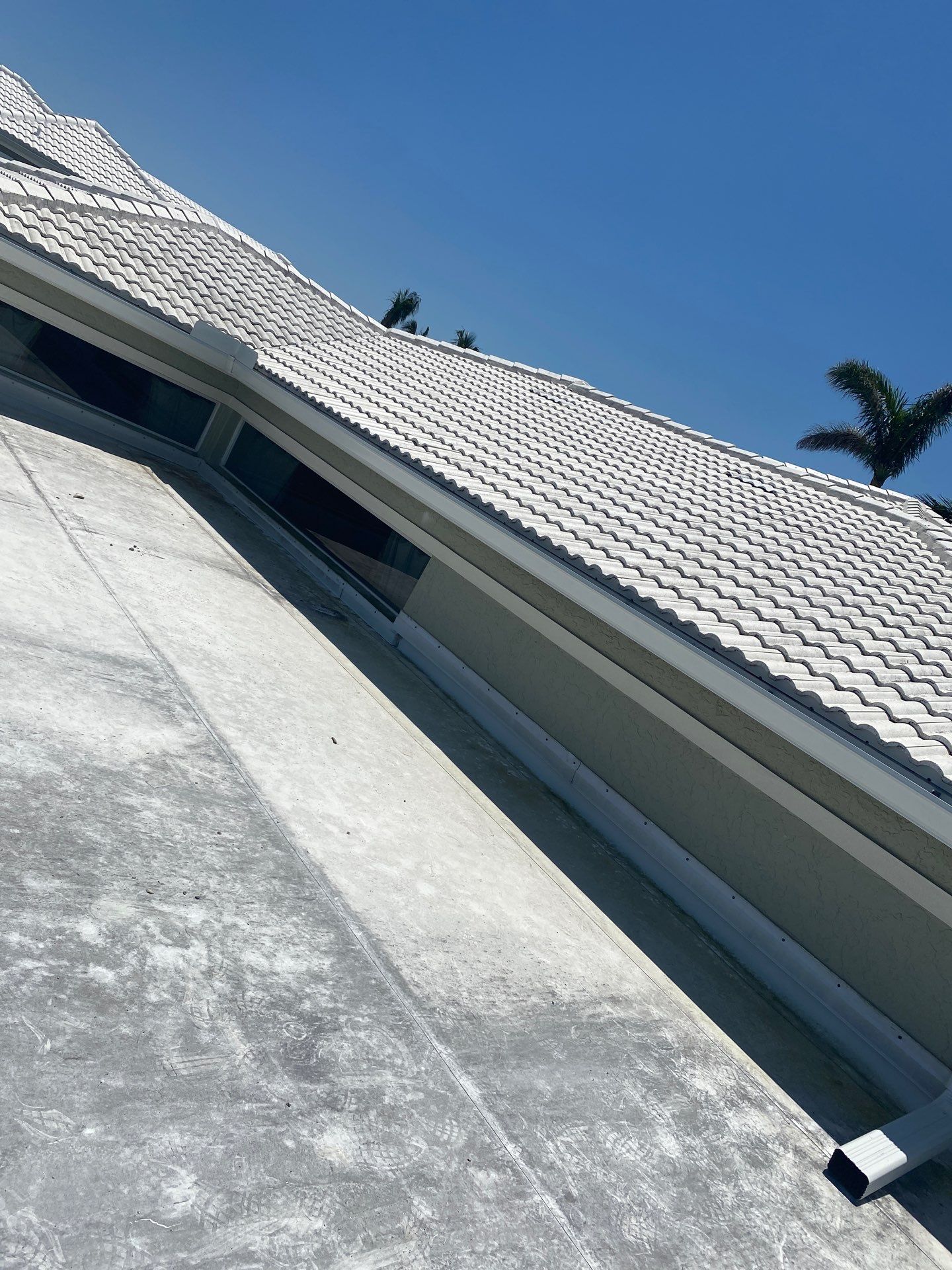 Splash Guard Gutters for Coastal Homes in Longboat Key FL by Gutter Professors