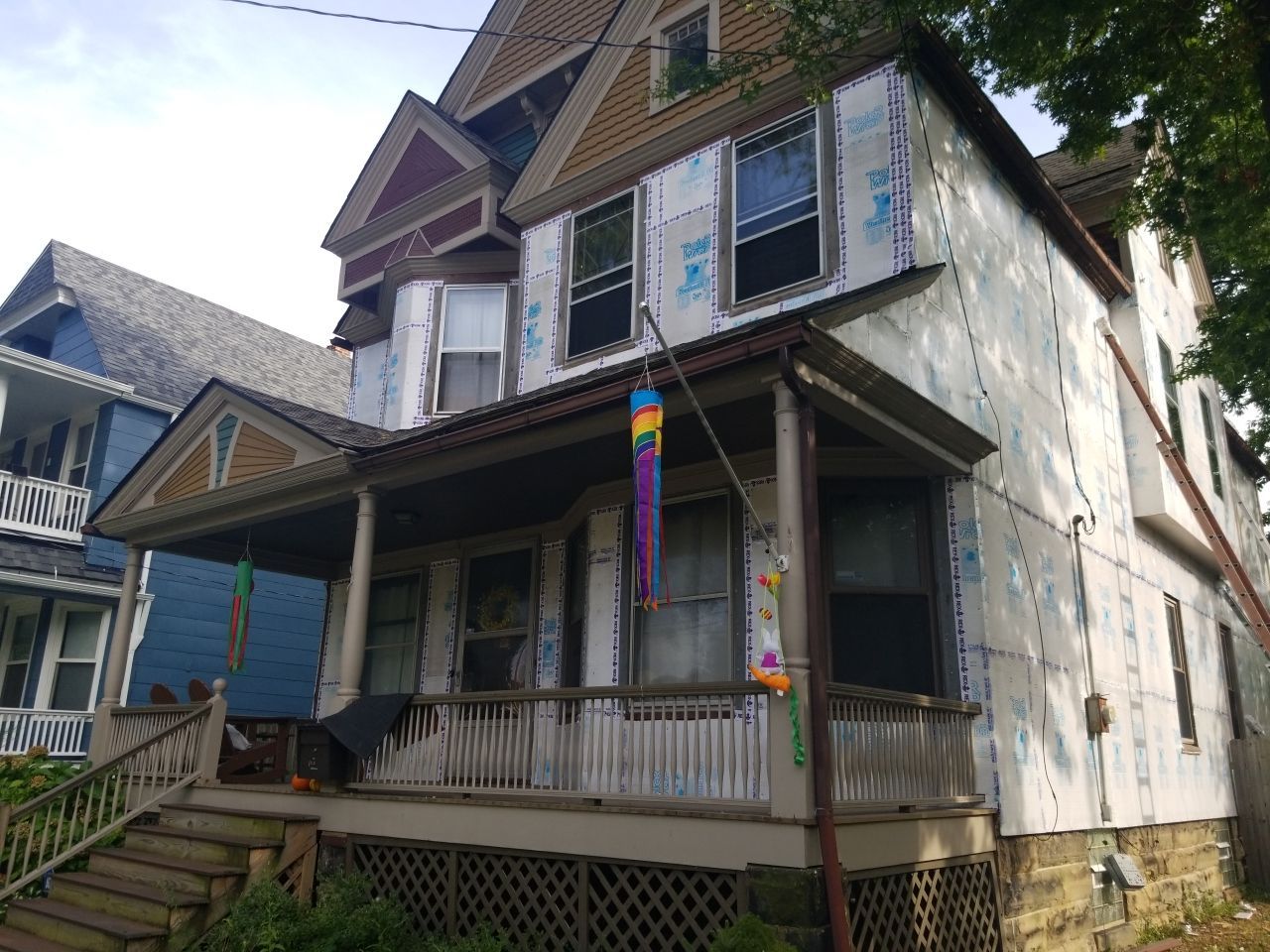 James Hardie Siding on Antique Home by Absolute Roofing and Construction
