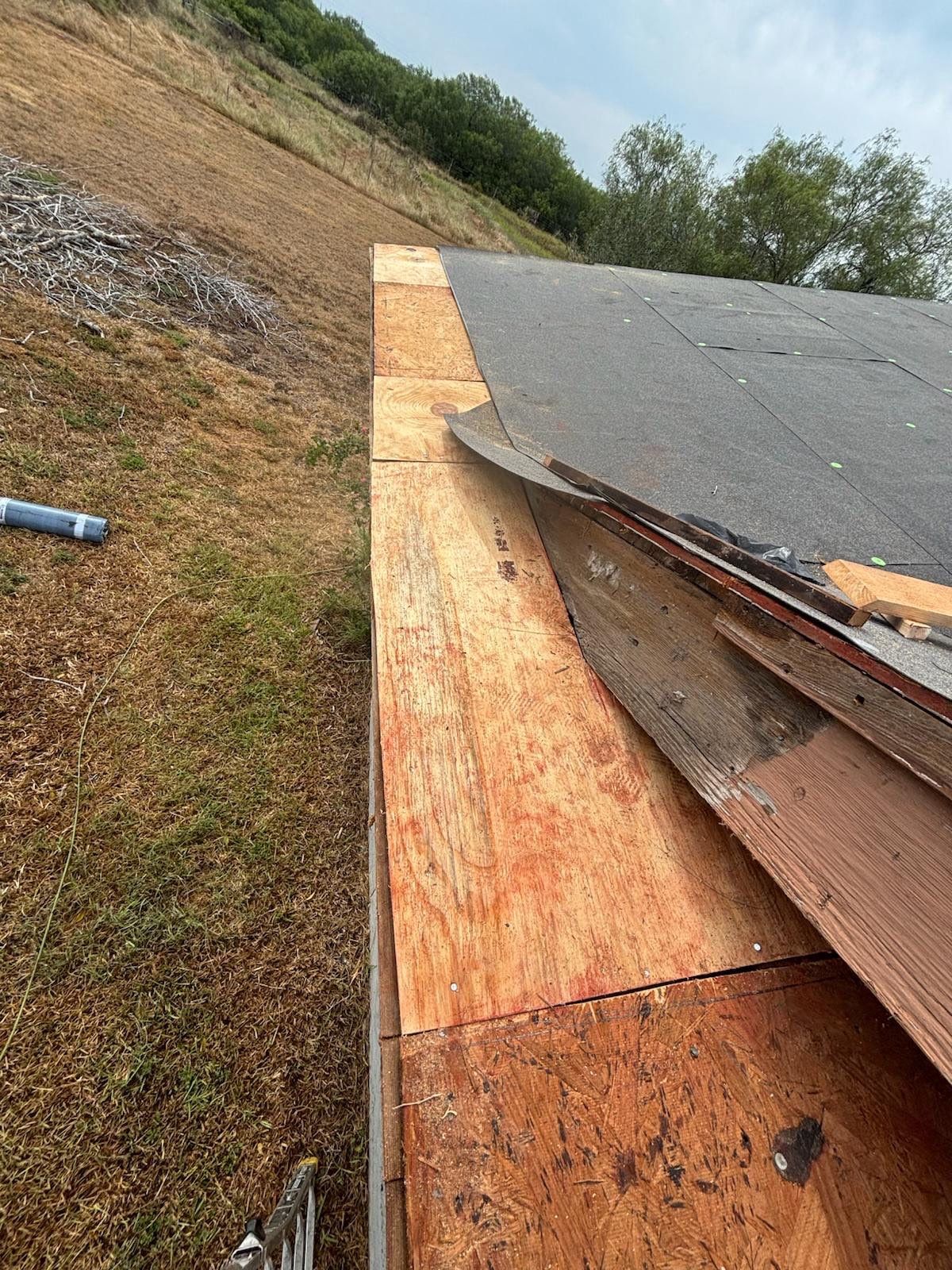 Country Roofing by Bayfront Roofing and Construction