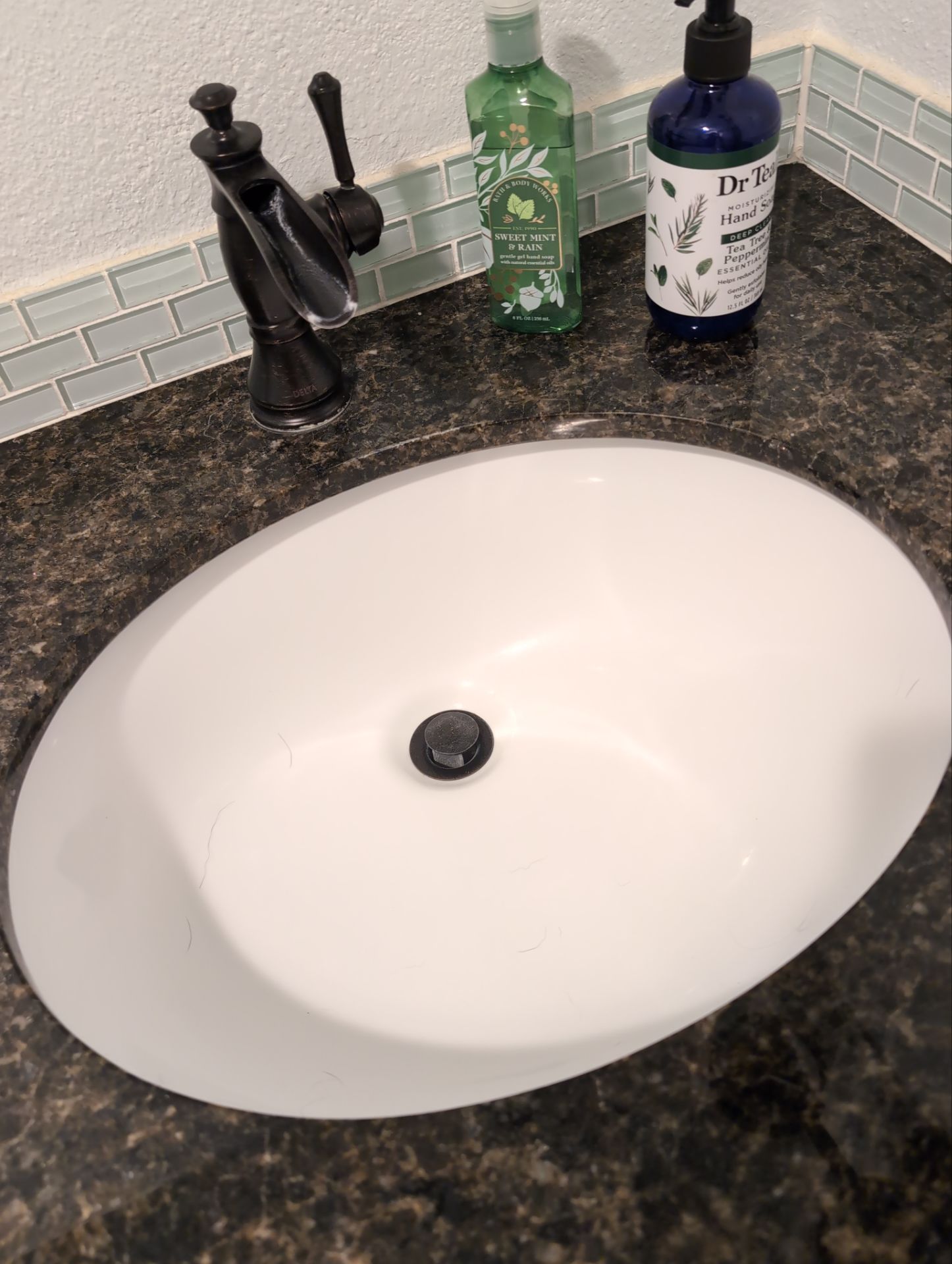 House Cleaning service performed in West Linn by Cloud 9 Professional Cleaning Services