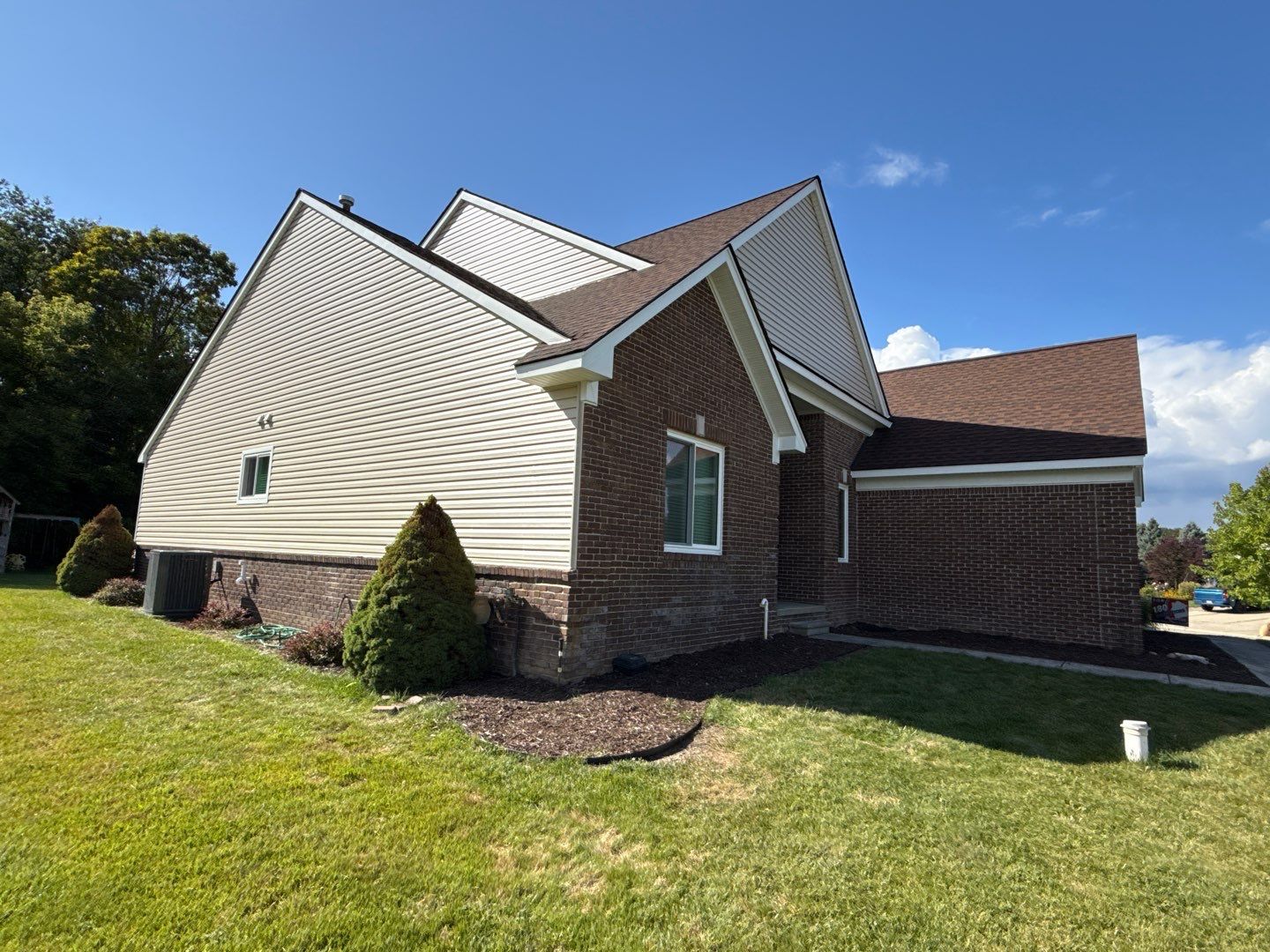 Siding Replacement using Alside D4 Odyssey-Plus Dutchlap Tuscan Clay by 180 Contractors