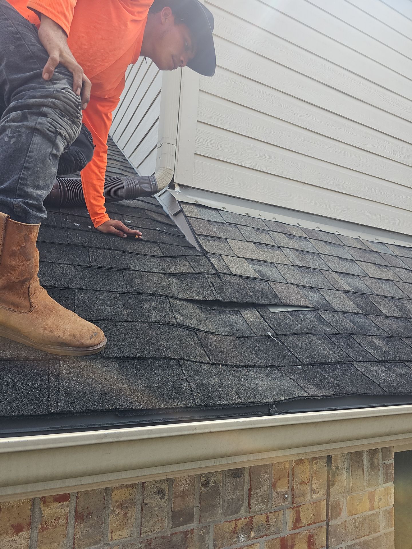 Hail Damage using Owen's Corning Duration (Lifetime) Shingles by Roof Repair Company