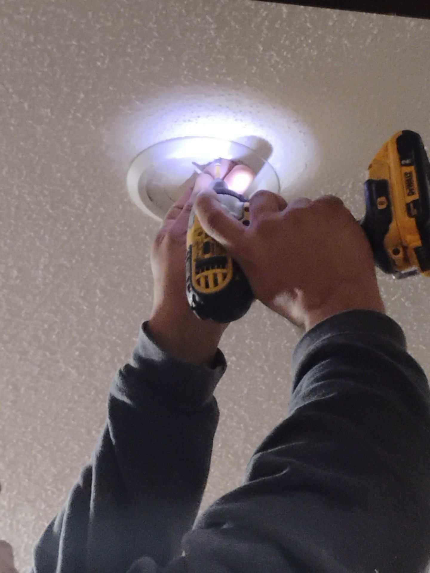 Handyman Services – O'Fallon, IL by Legendary Services Company LLC.