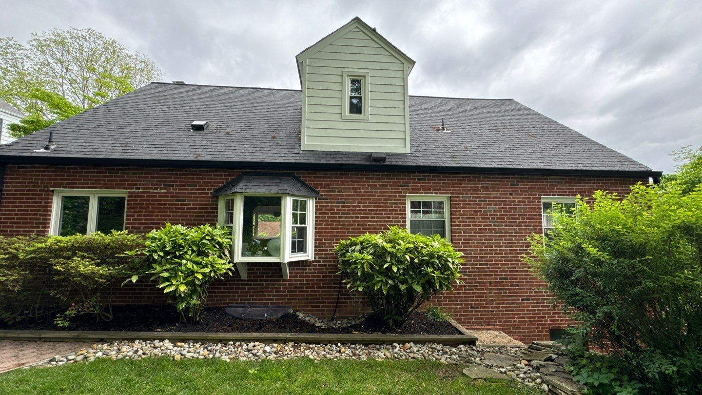 Annandale: James Hardie Siding Installation by RM Banning, Inc.