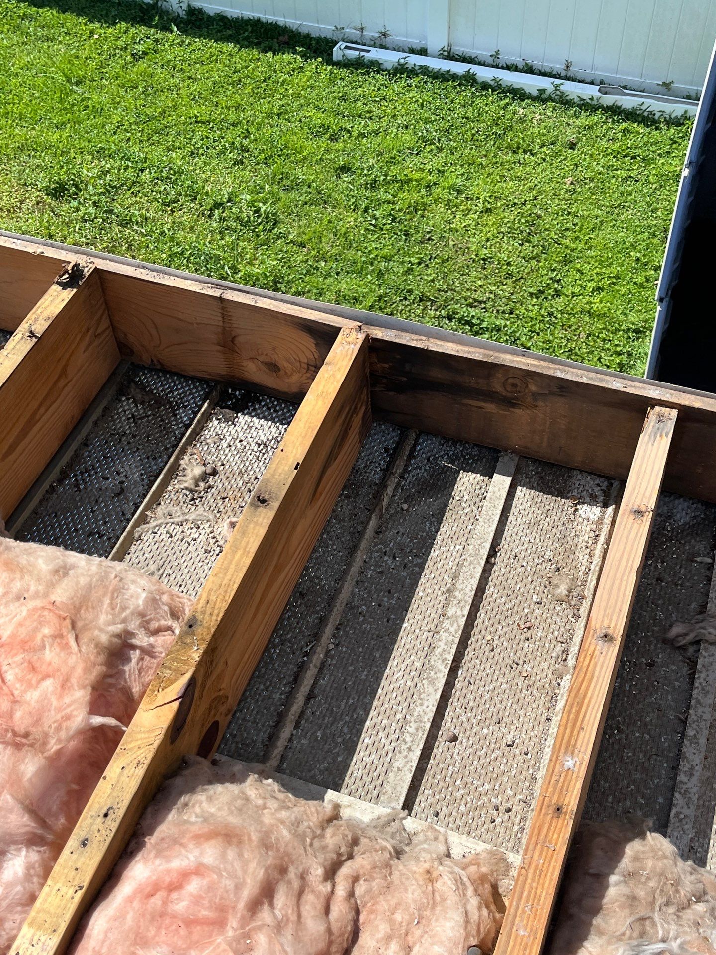 Project in St. Petersburg 33702 by Mitchell Roofing Company LLC 