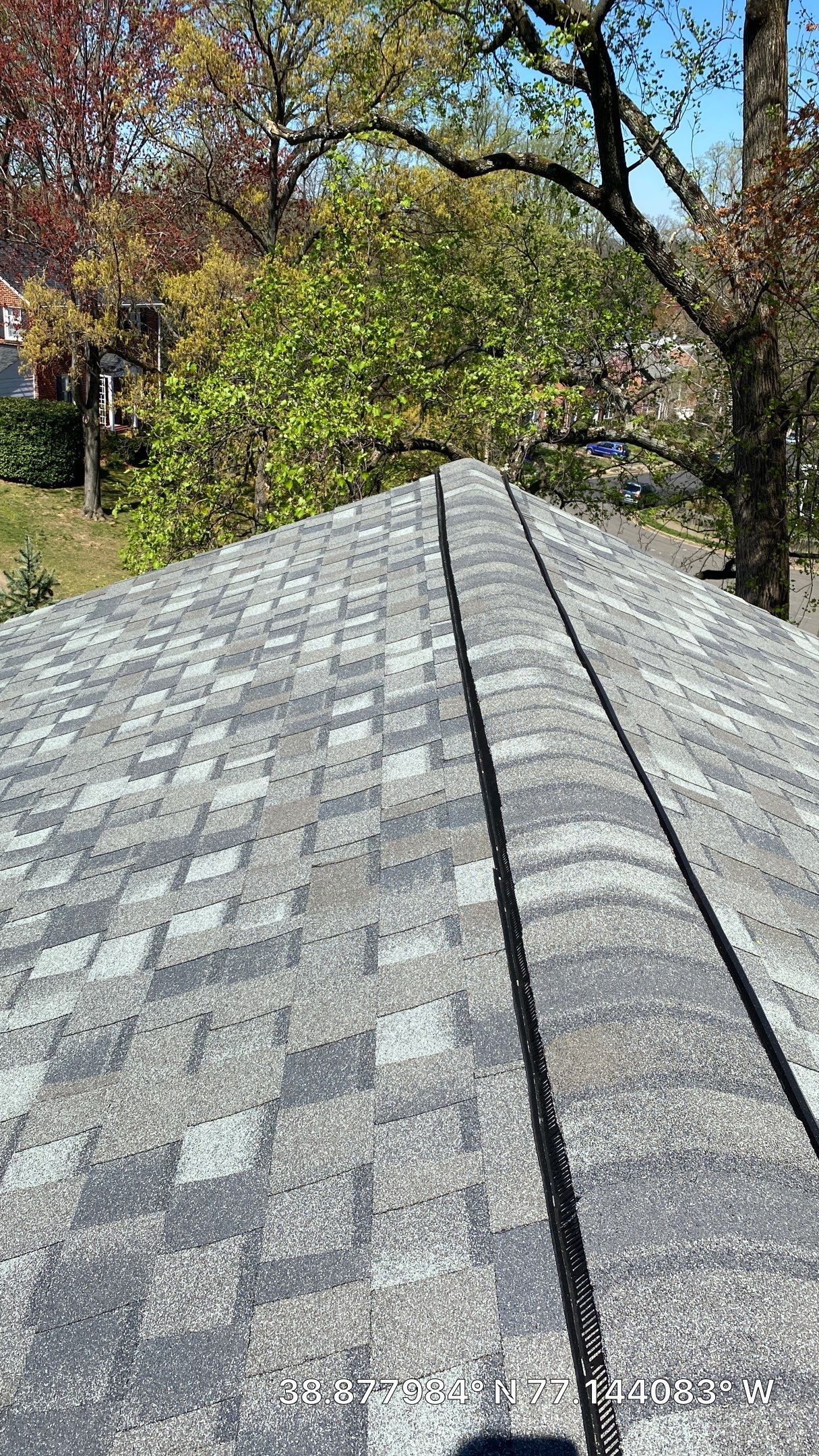 Arlington: CertainTeed Landmark Pro Designer Shingles in Max Def Georgetown Gray by RM Banning, Inc.