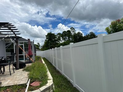 Vinyl Privacy Fence using 6Ft White Vinyl Privacy Fence