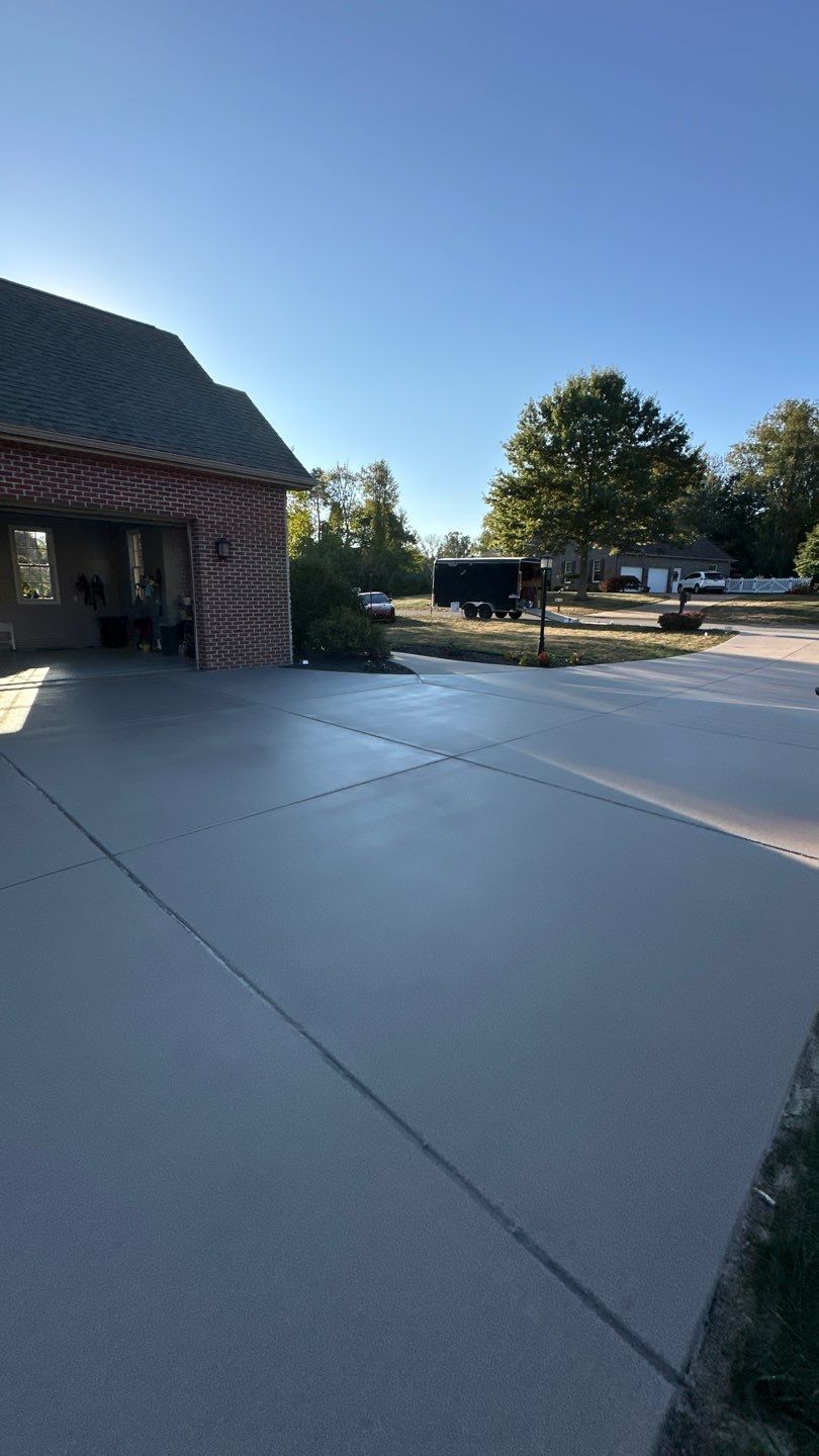 Driveway + Garage + Walkway Project in Meridian by Floors in a Day, Inc