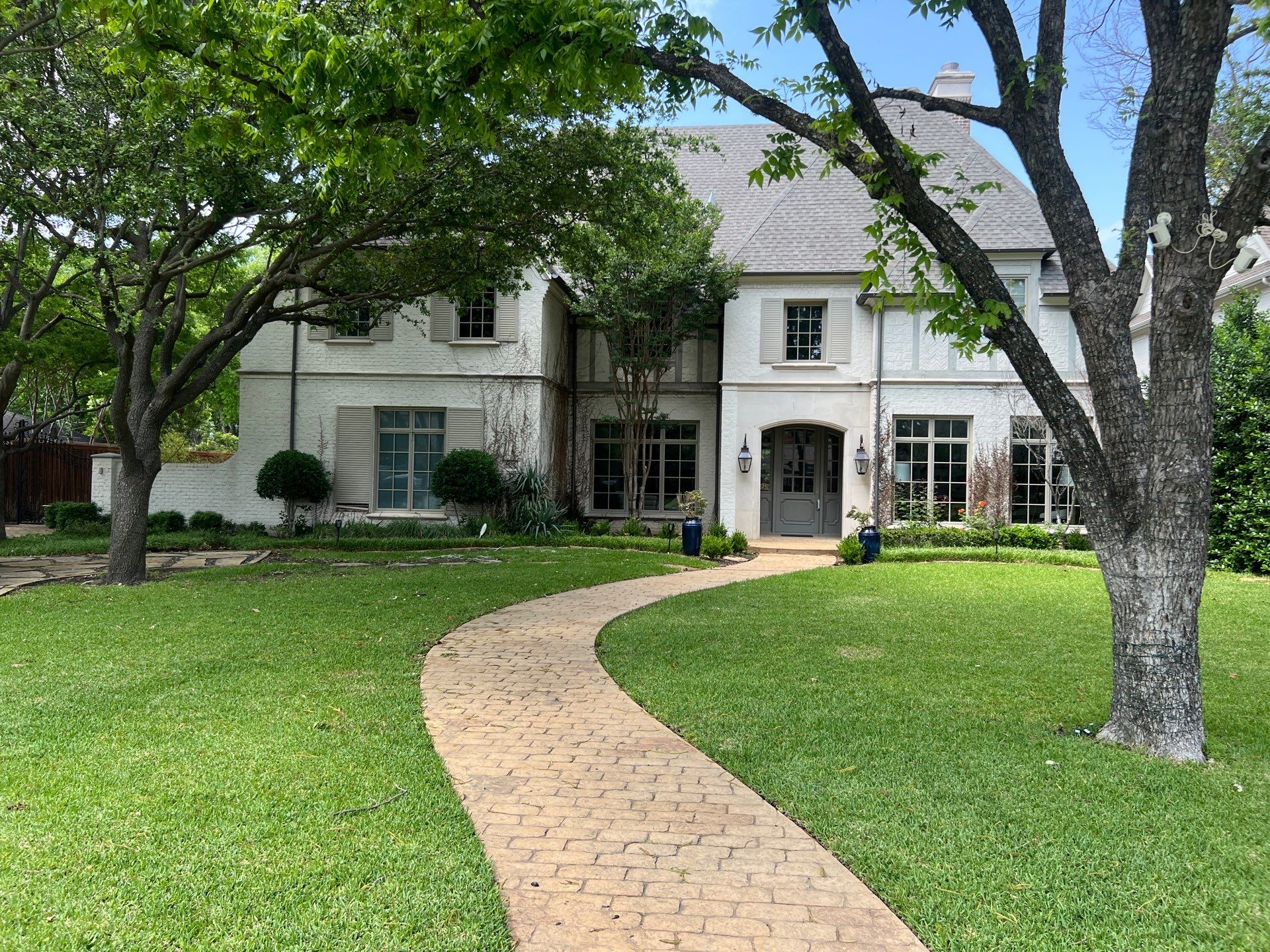D&R In Dallas Tx by Sunaura Solar
