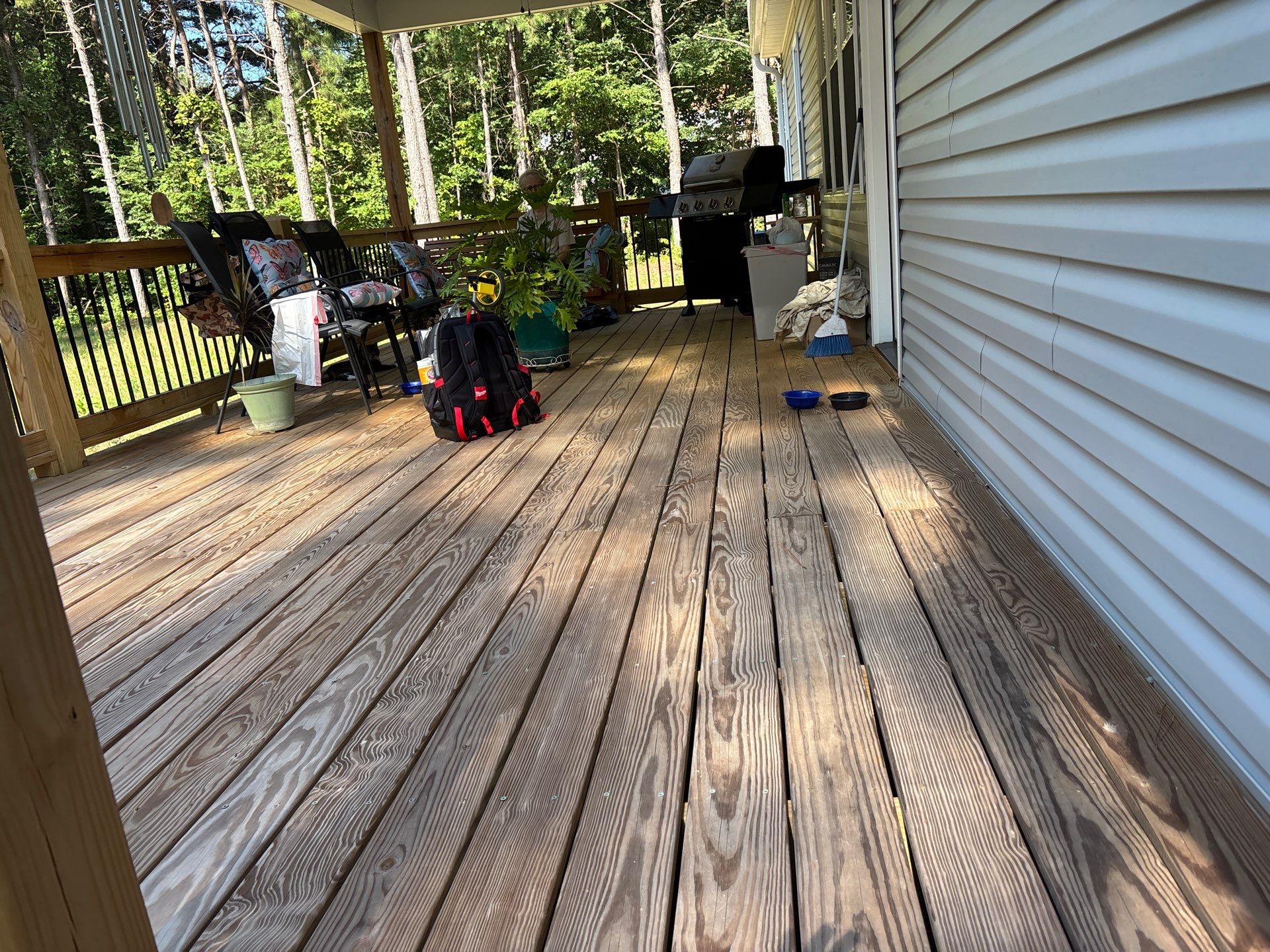 Wood Deck using Wood Sealant by DuraSeal