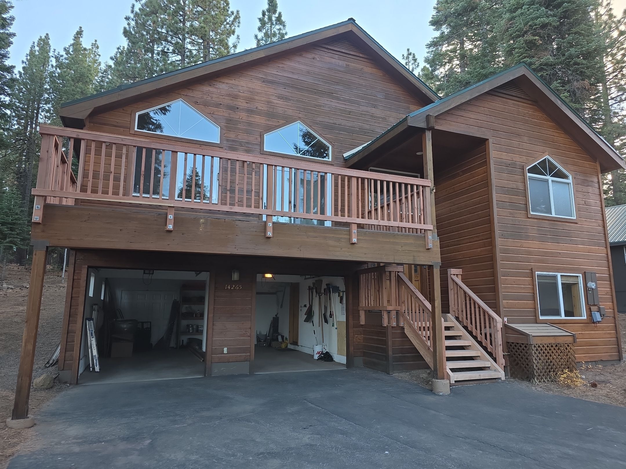Decks/Patio by The Tahoe Tradesman