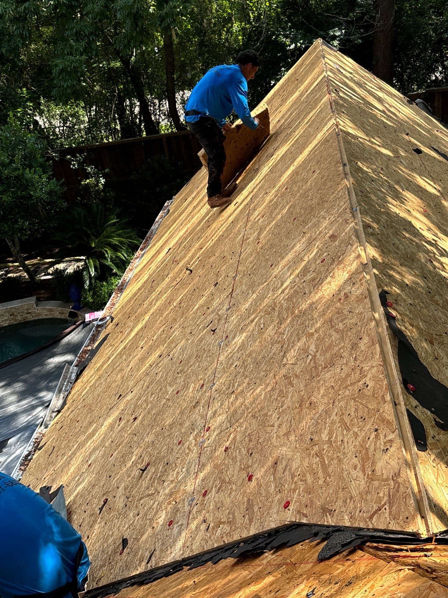 Residential Roofing Installation using Owen's Corning Duration (Lifetime) Shingles by Roof Repair Company