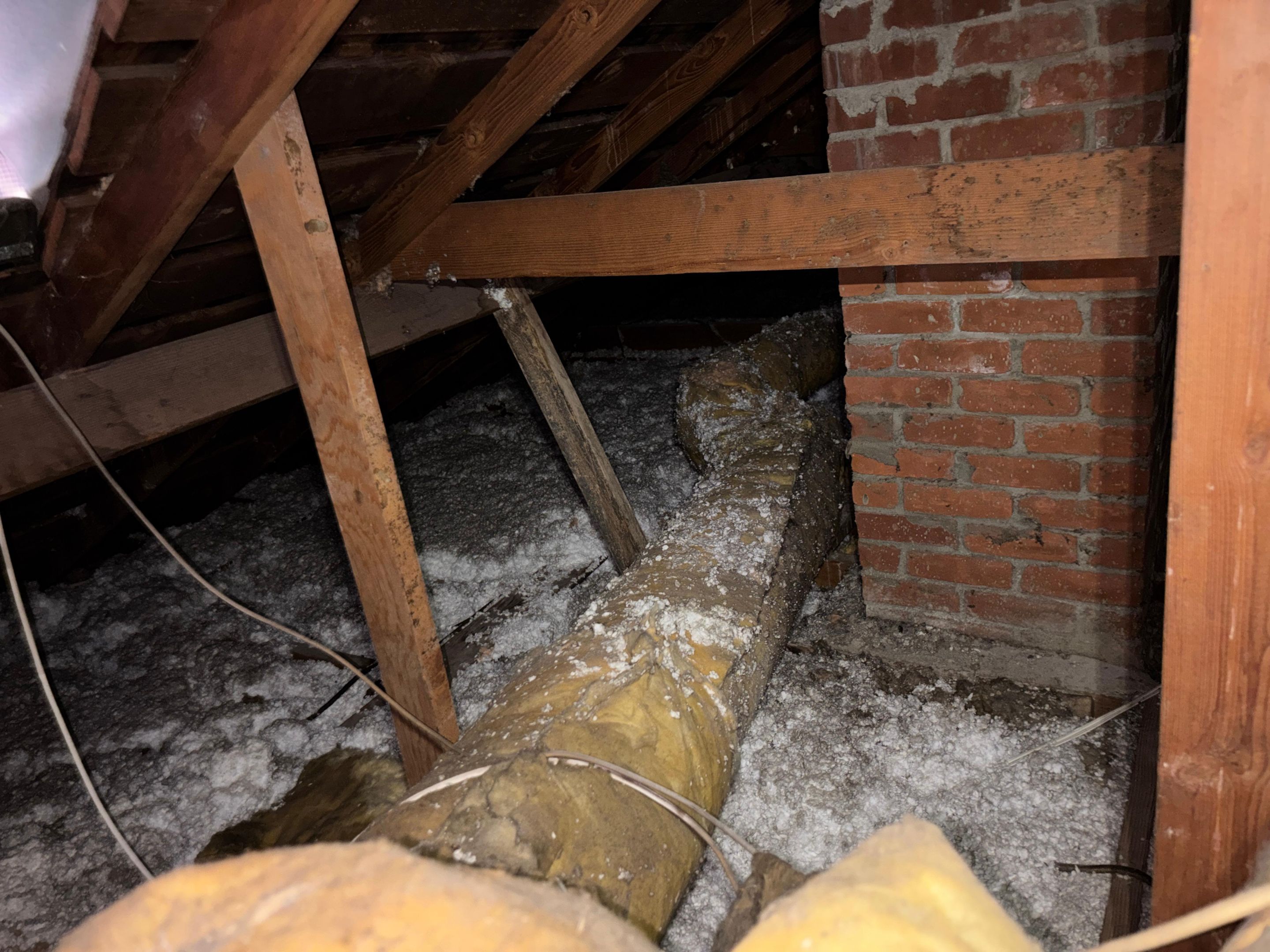 Project in Alhambra by Insulation Labs