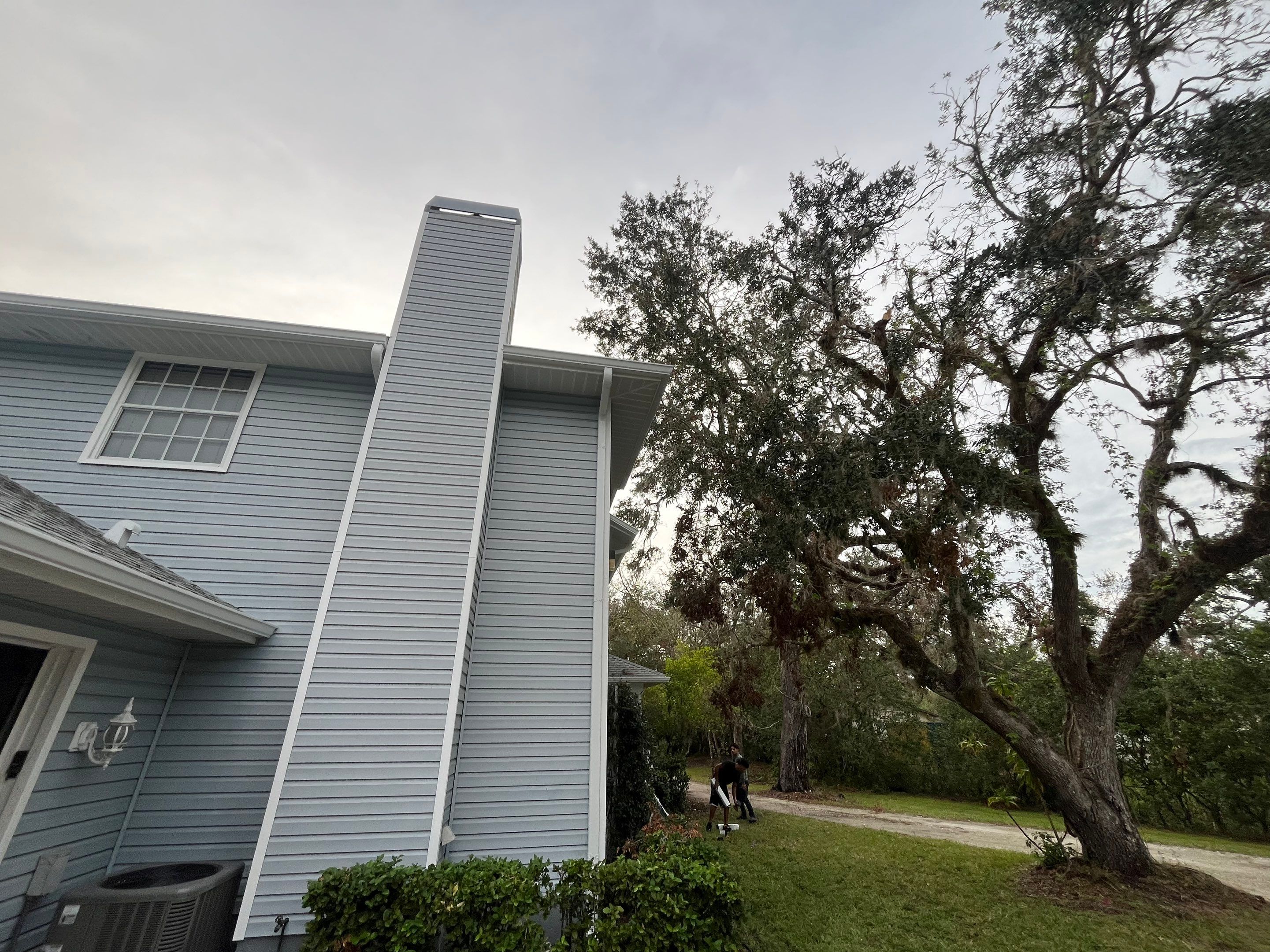 6-inch Seamless Gutters Installed in Bradenton FL by Gutter Professors