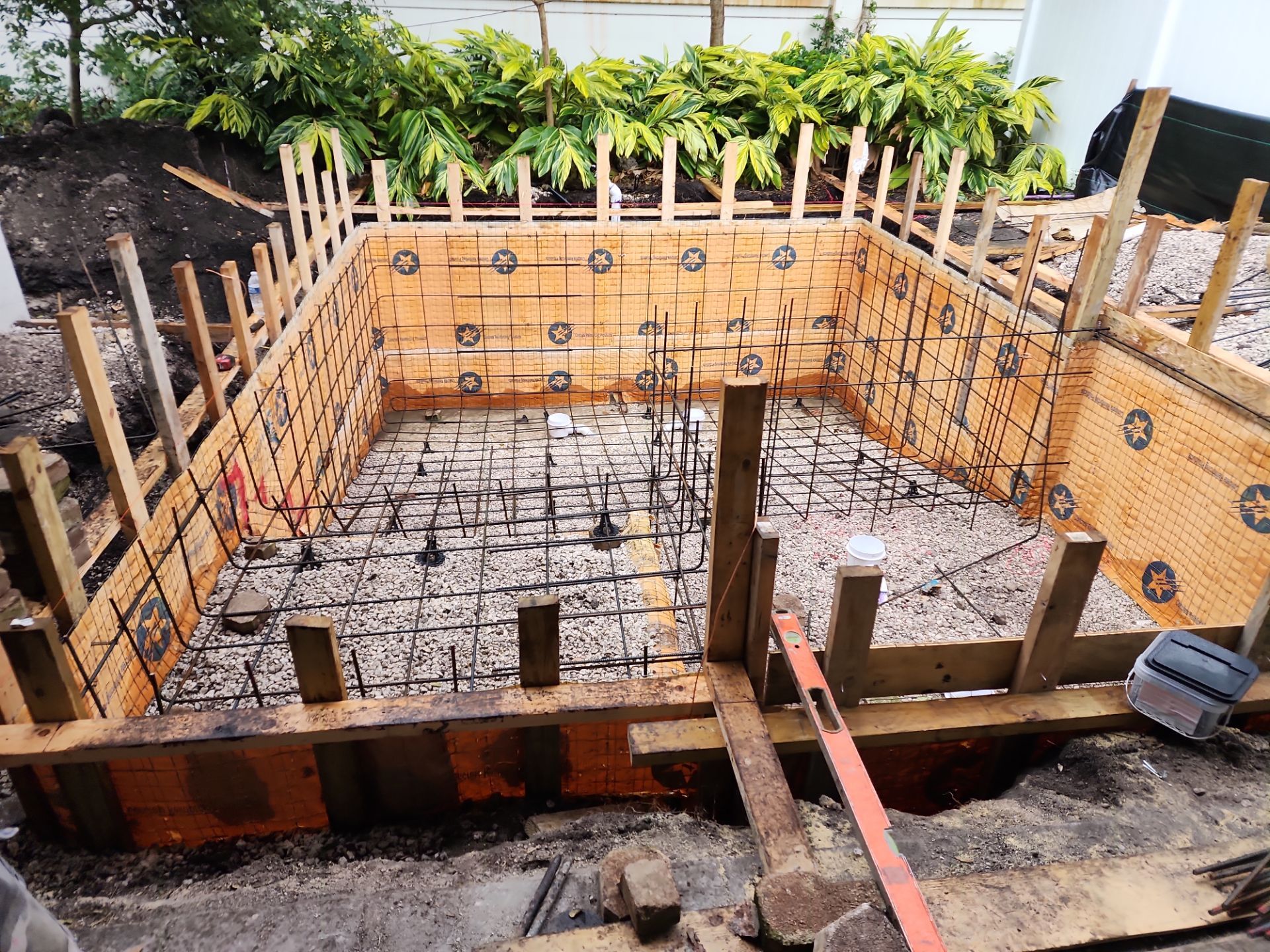 Project in Miramar by ROSMEL POOLS INC