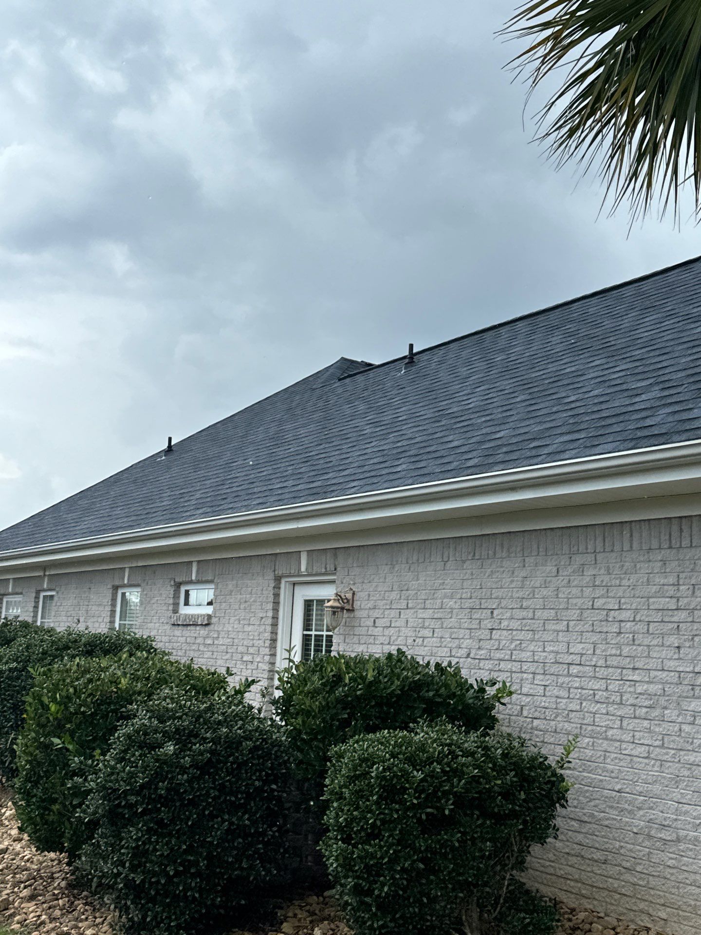 IKO Dynasty - Atlantic Blue by Linta Roofing