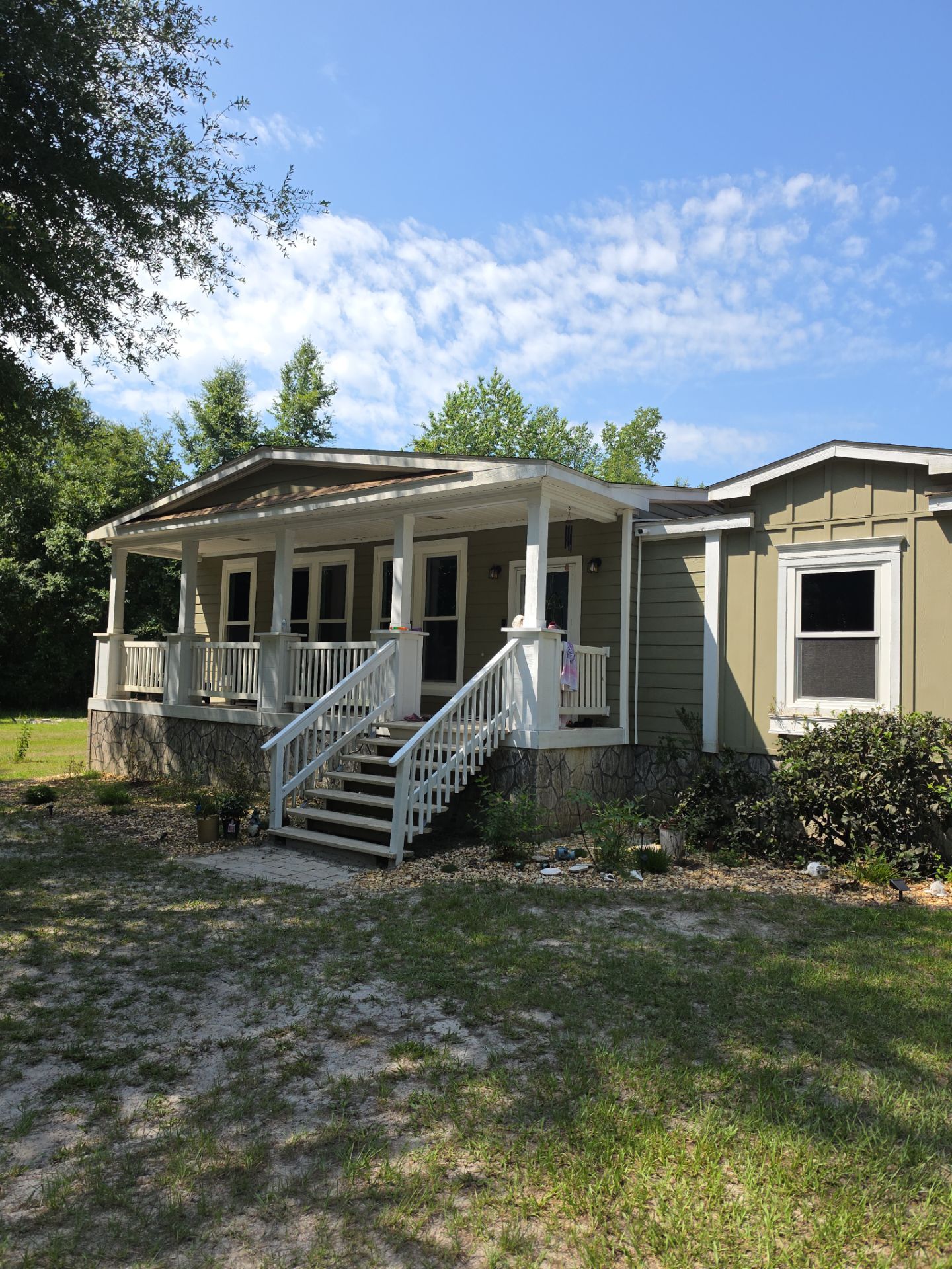 Andersen Fiberex Window Replacement and Installation in Fort White by Windows & Doors Store