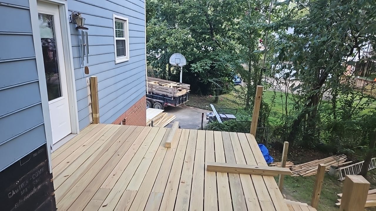 Russet Cove Circle - Deck Installation by Pillar and Pine
