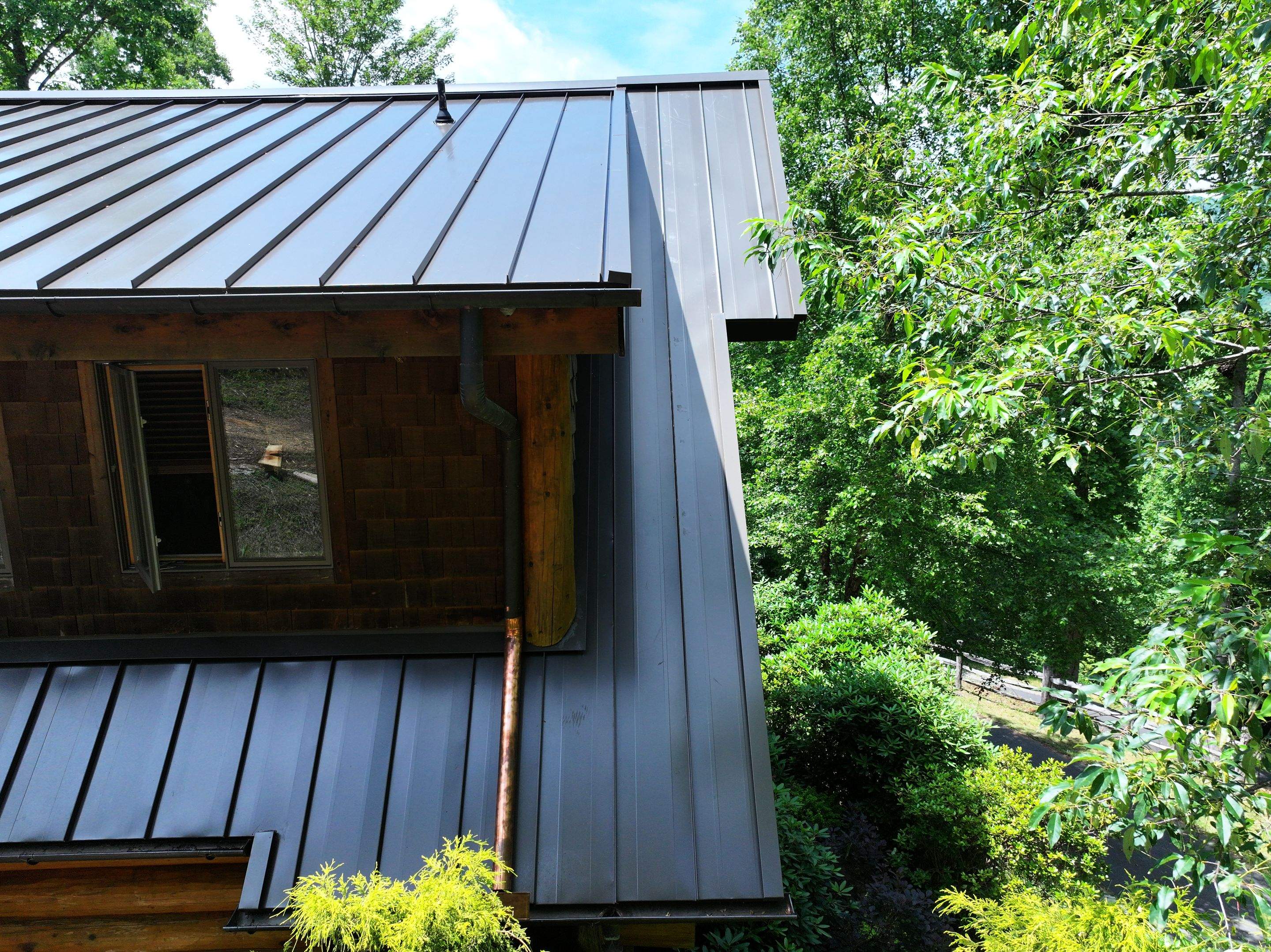 Burnished Slate Standing Seam by Omnia Roofing