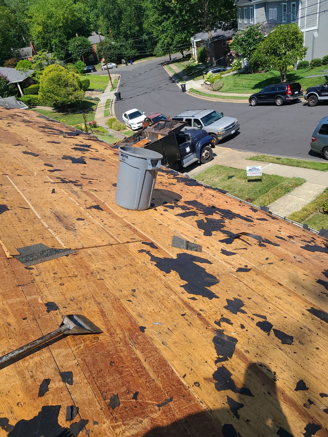 Arlington: Roof Replacement with CertainTeed Landmark Pro in Max Def Georgetown Gray by RM Banning, Inc.