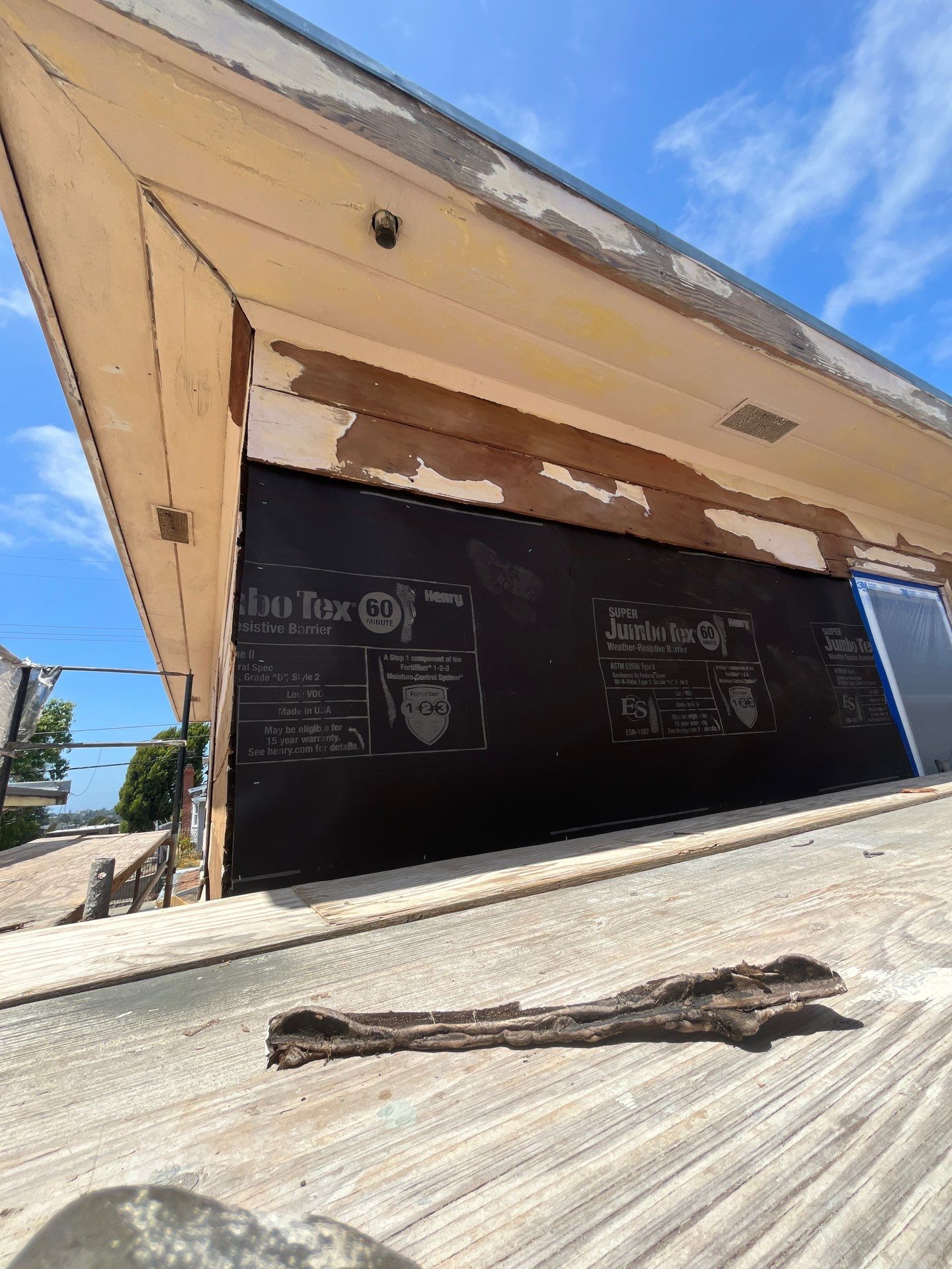 Exterior Painting using Sherwin-Williams  by Herrera’s Bay Area Painting inc.