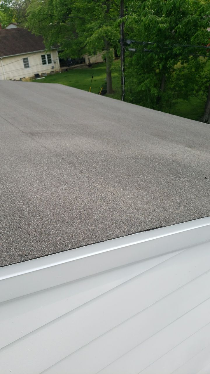 ATLAS PINNACLE COLOR: WEATHERED SHADOW DRIP EDGE: WHITE by Eagle Eye Roofing