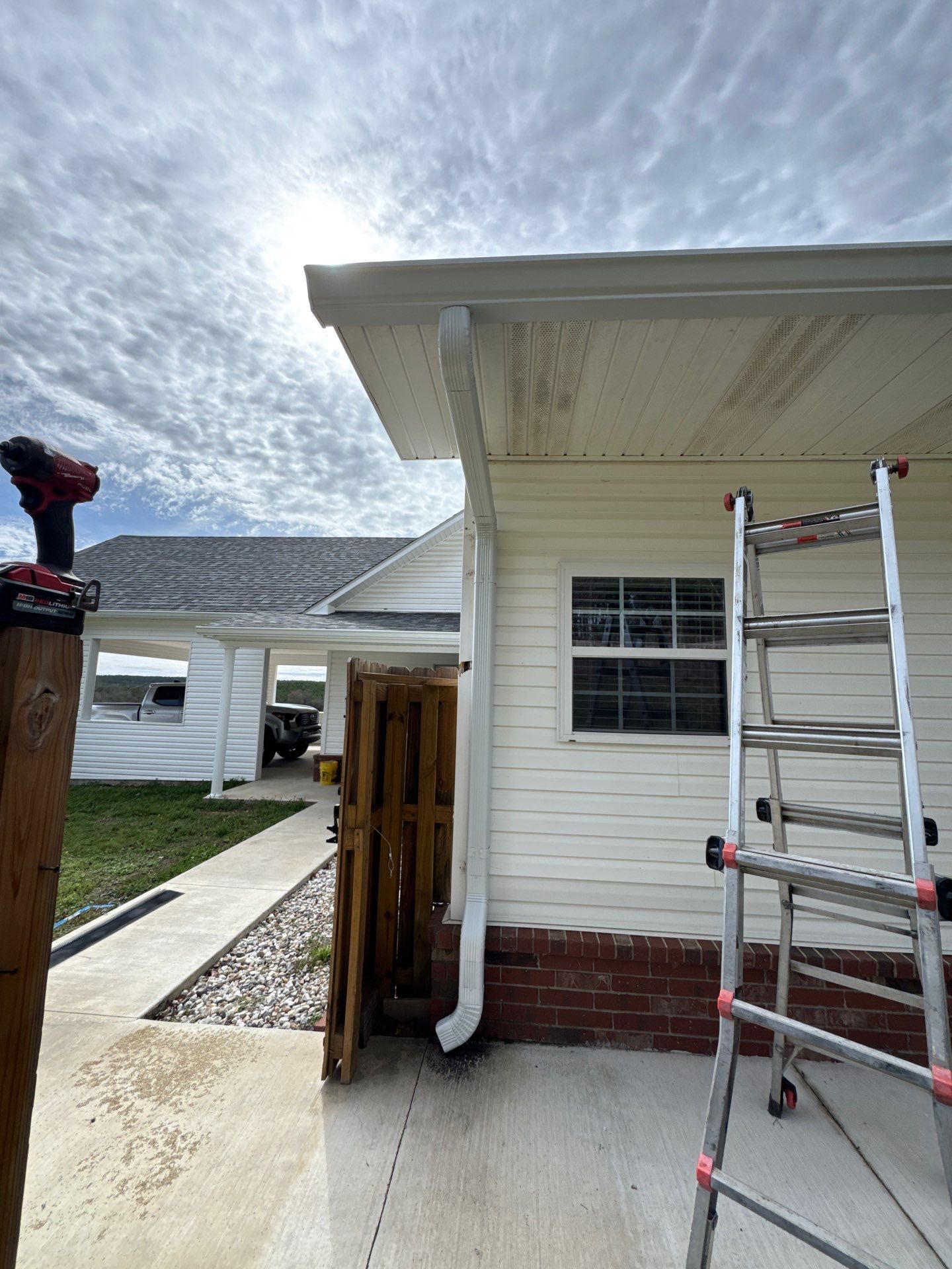 Residential Gutter Replacement - Umpire, AR by Hostetler Roofing
