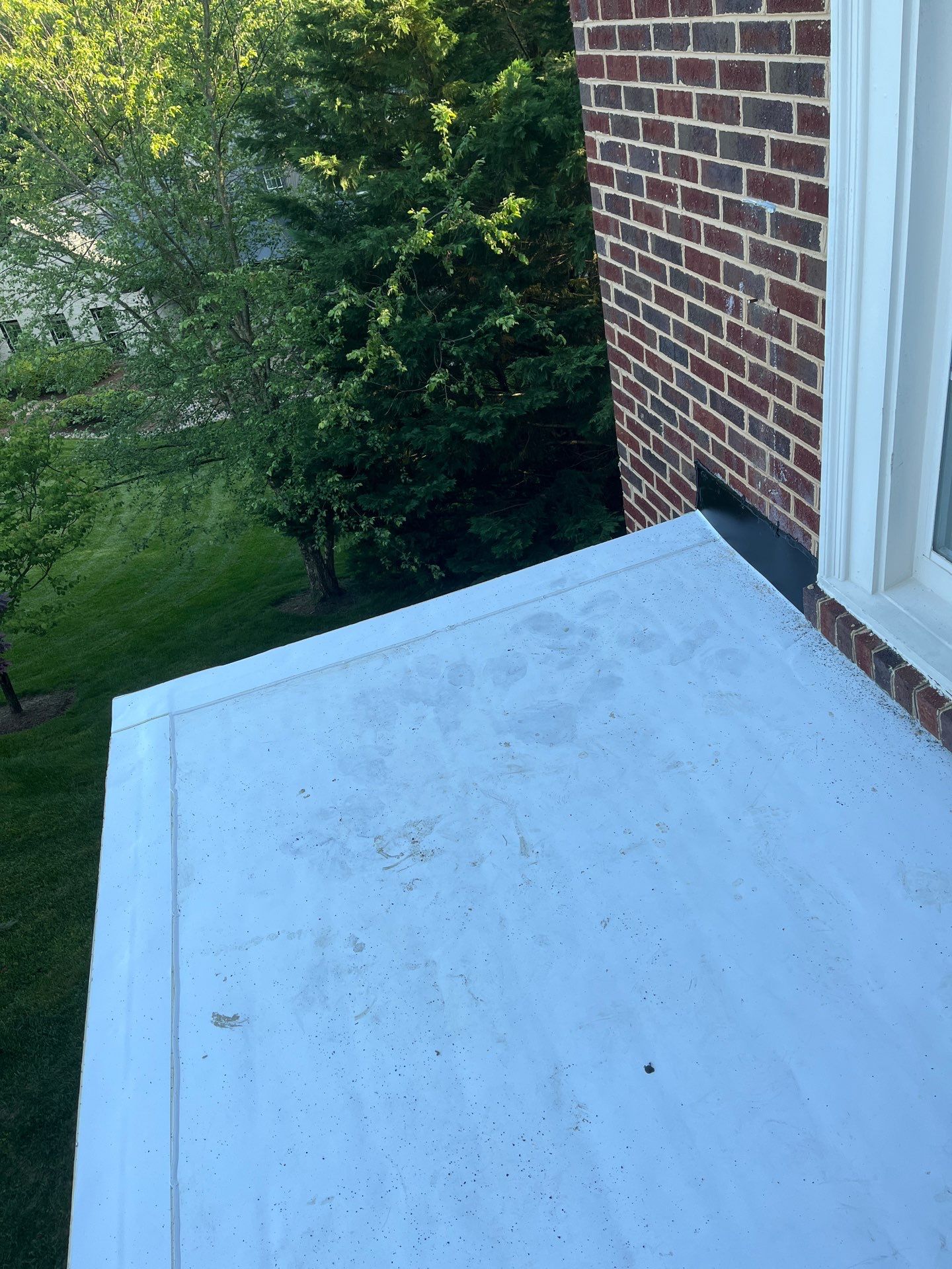 Springfield: CertainTeed Landmark Pro Designer Shingles in Max Def Charcoal Black by RM Banning, Inc.