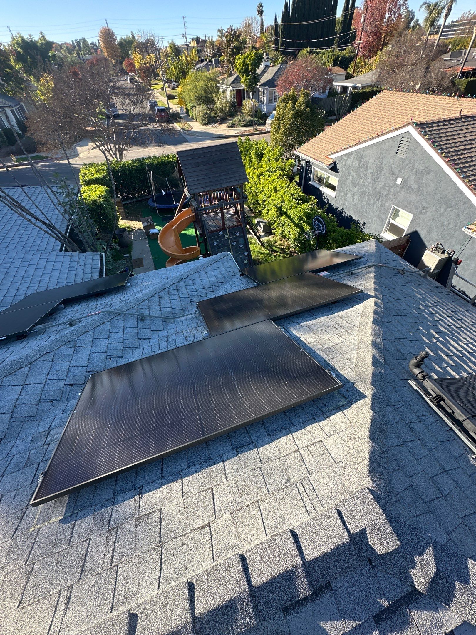 21-Panel Solar Energy System and Siemens Electrical Upgrade in Los Angeles by AWS Solar