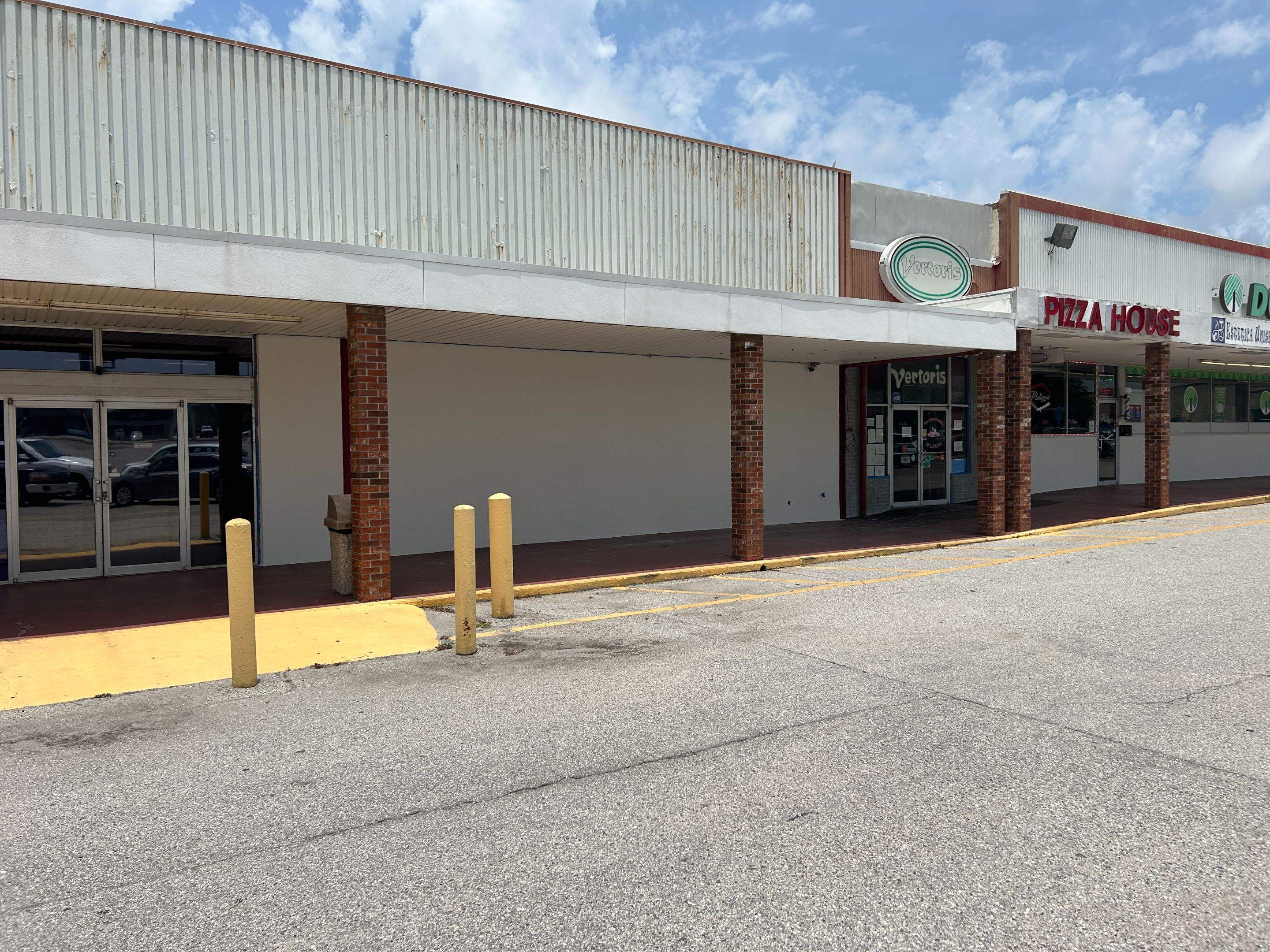 Modern Commercial Facade Remodel for Bradenton Shopping Center by U.S. Exterior Solutions