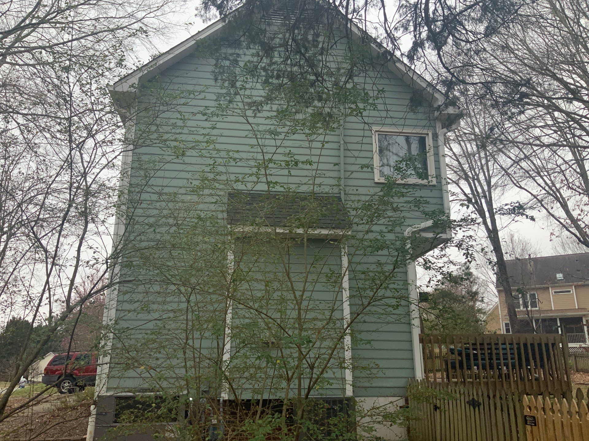 Siding Replacement and painting by GonzalezPainters & Contractors Inc 