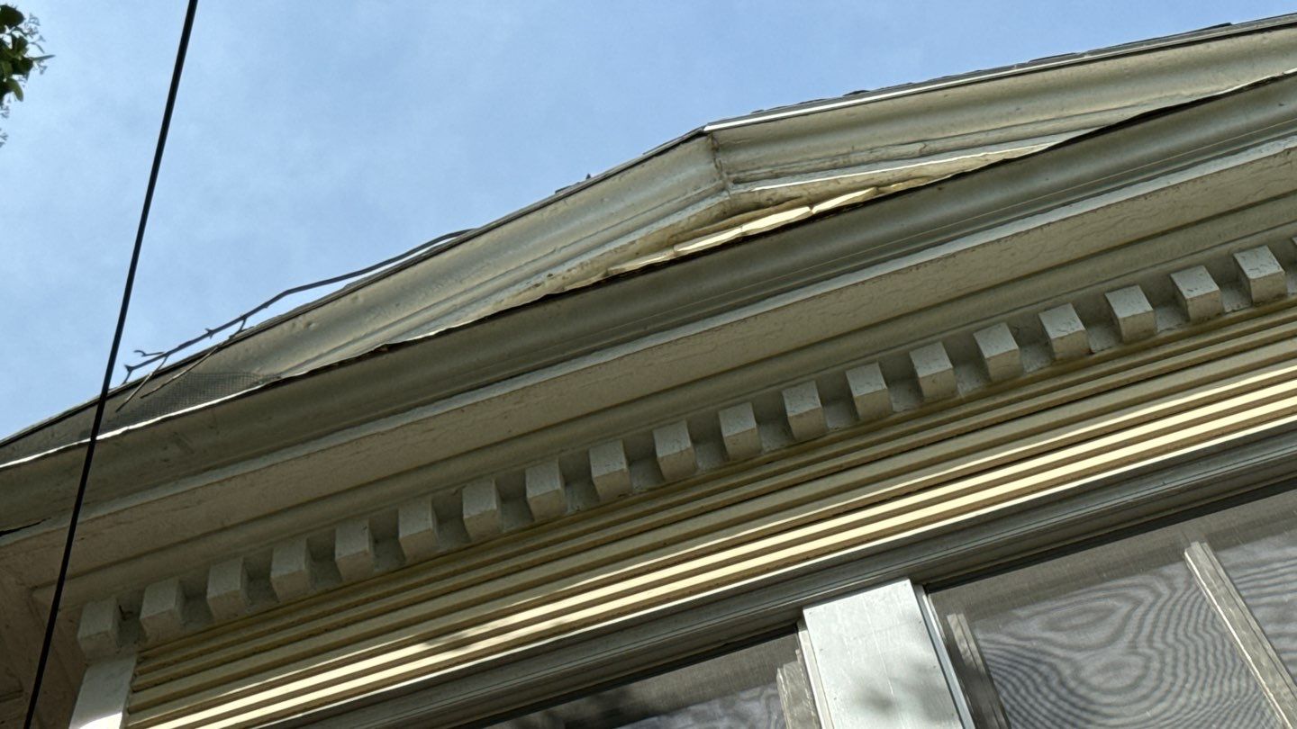 Alexandria: Siding Replacement with Solid Pine Wood Lap Siding by RM Banning, Inc.