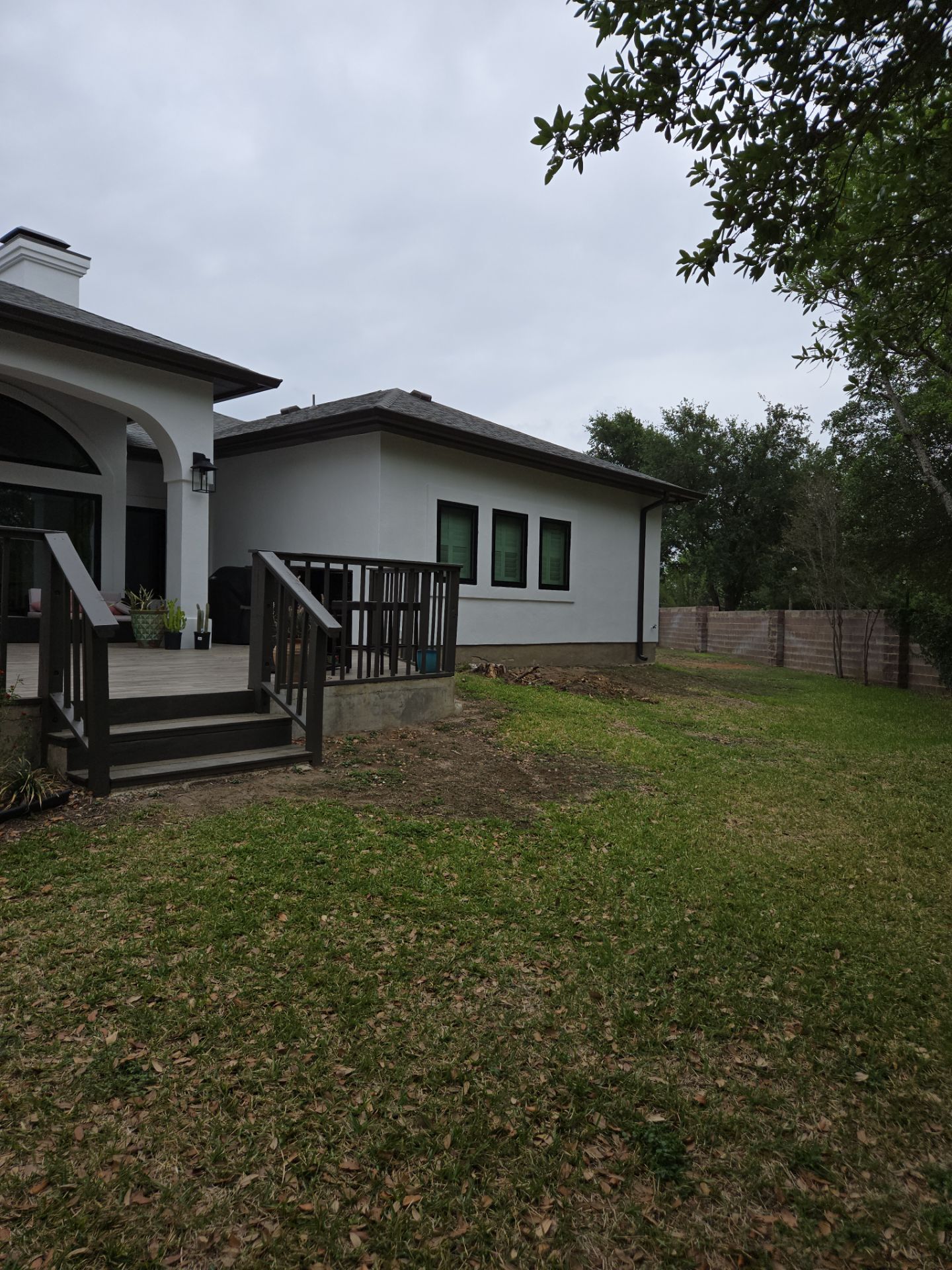 Gutter Installation using Senox 6" Seamless K-Style Gutters: by JM Flores Roofing & Construction, Inc
