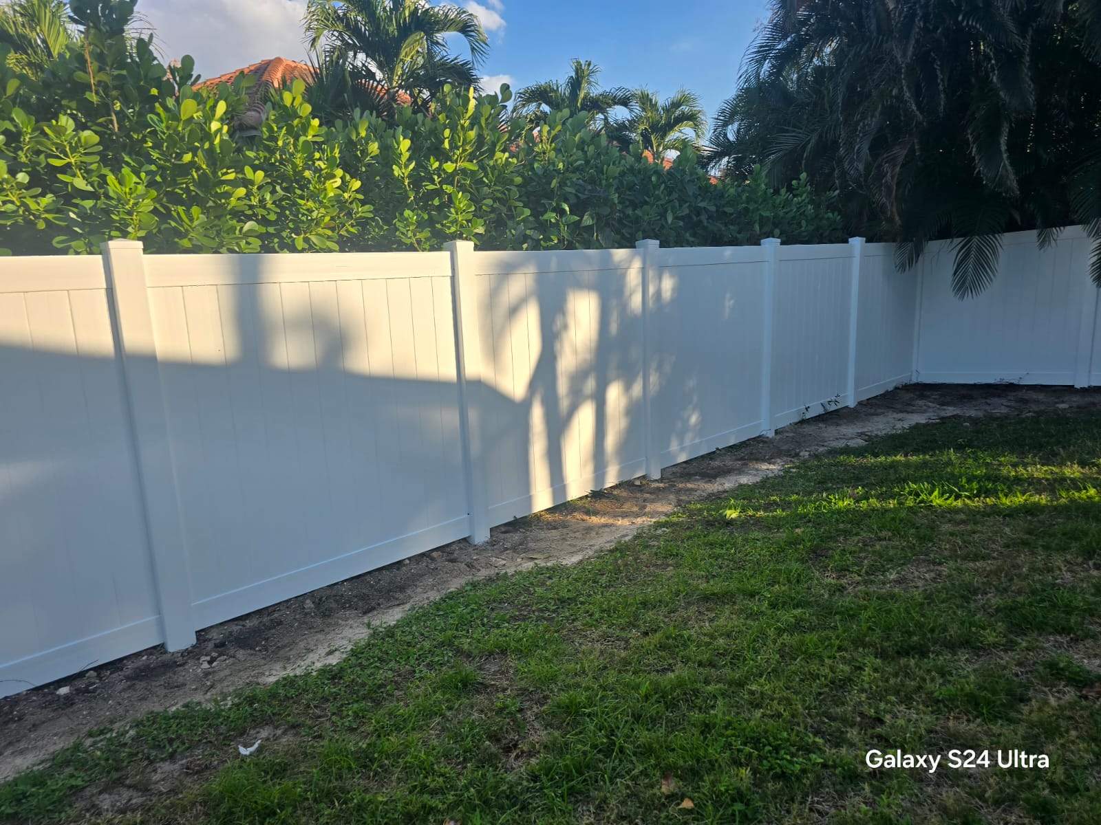 Full Residential Vinyl Privacy Fence Installation in Cape Coral by True Fence LLC