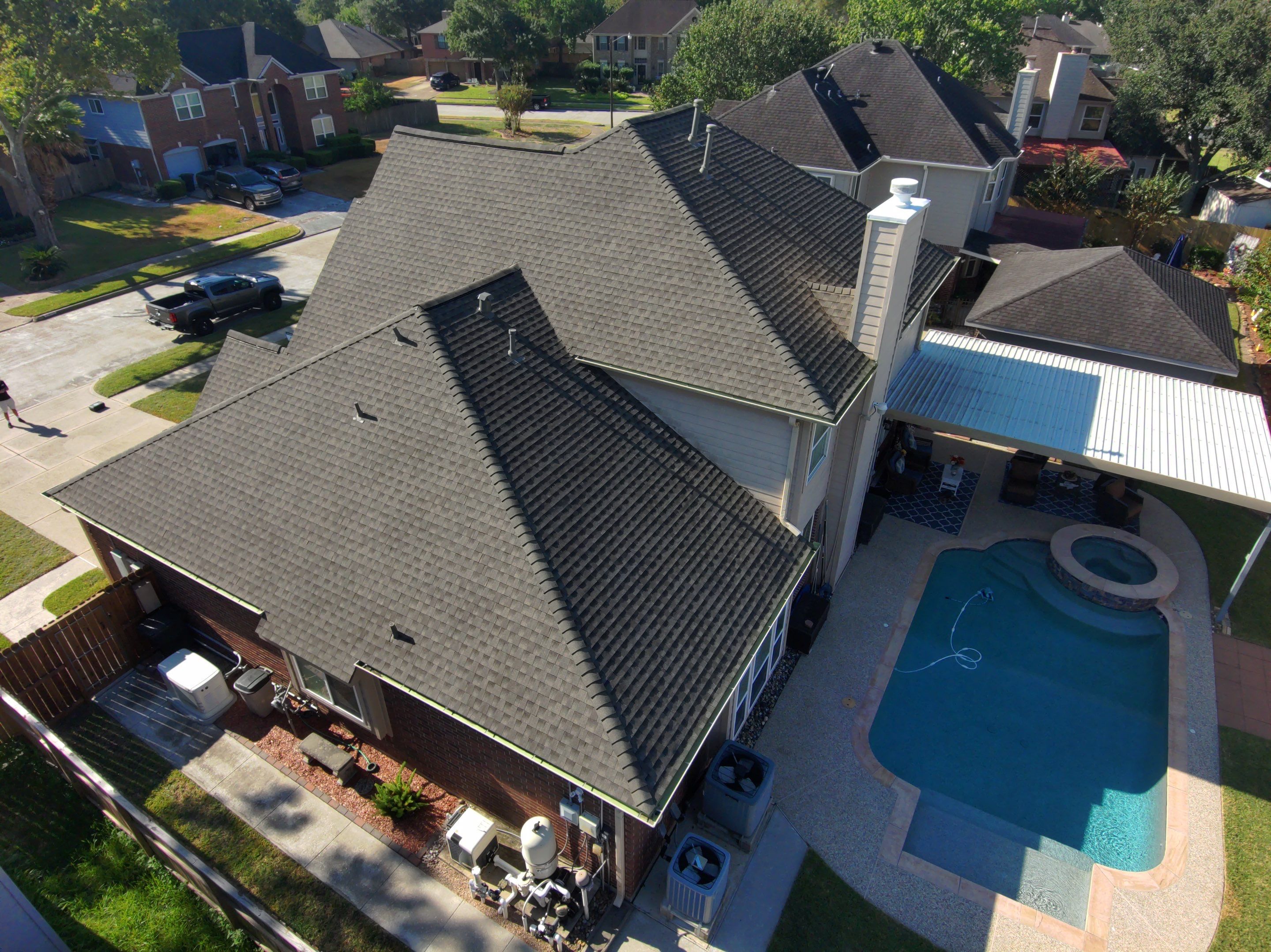 GAF HDZ - Weathered Wood by Elite Roofing LLC