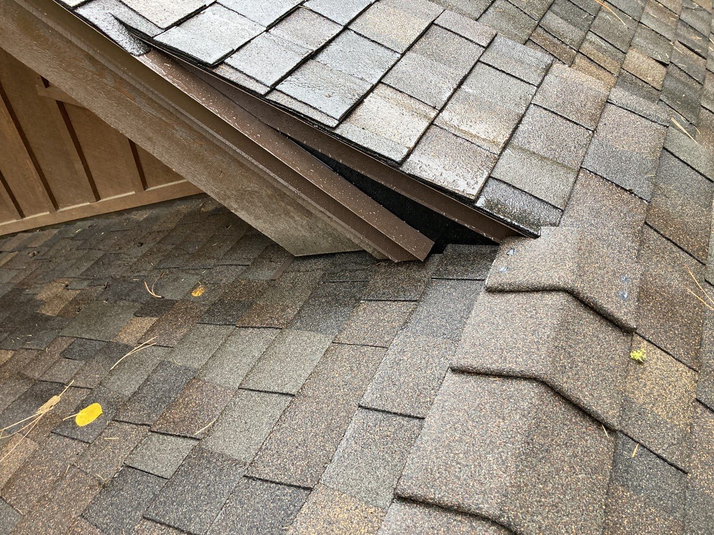 Two story new build gets a CertainTeed Landmark roof in Shenandoah  by ID Roofing LLC