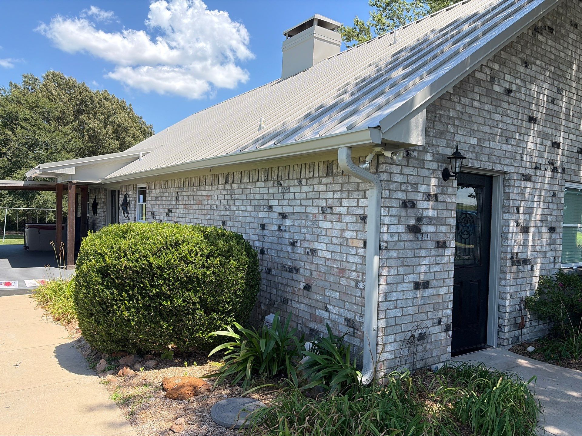 A Fresh Finish in Tyler, TX by Quality Coats Painting