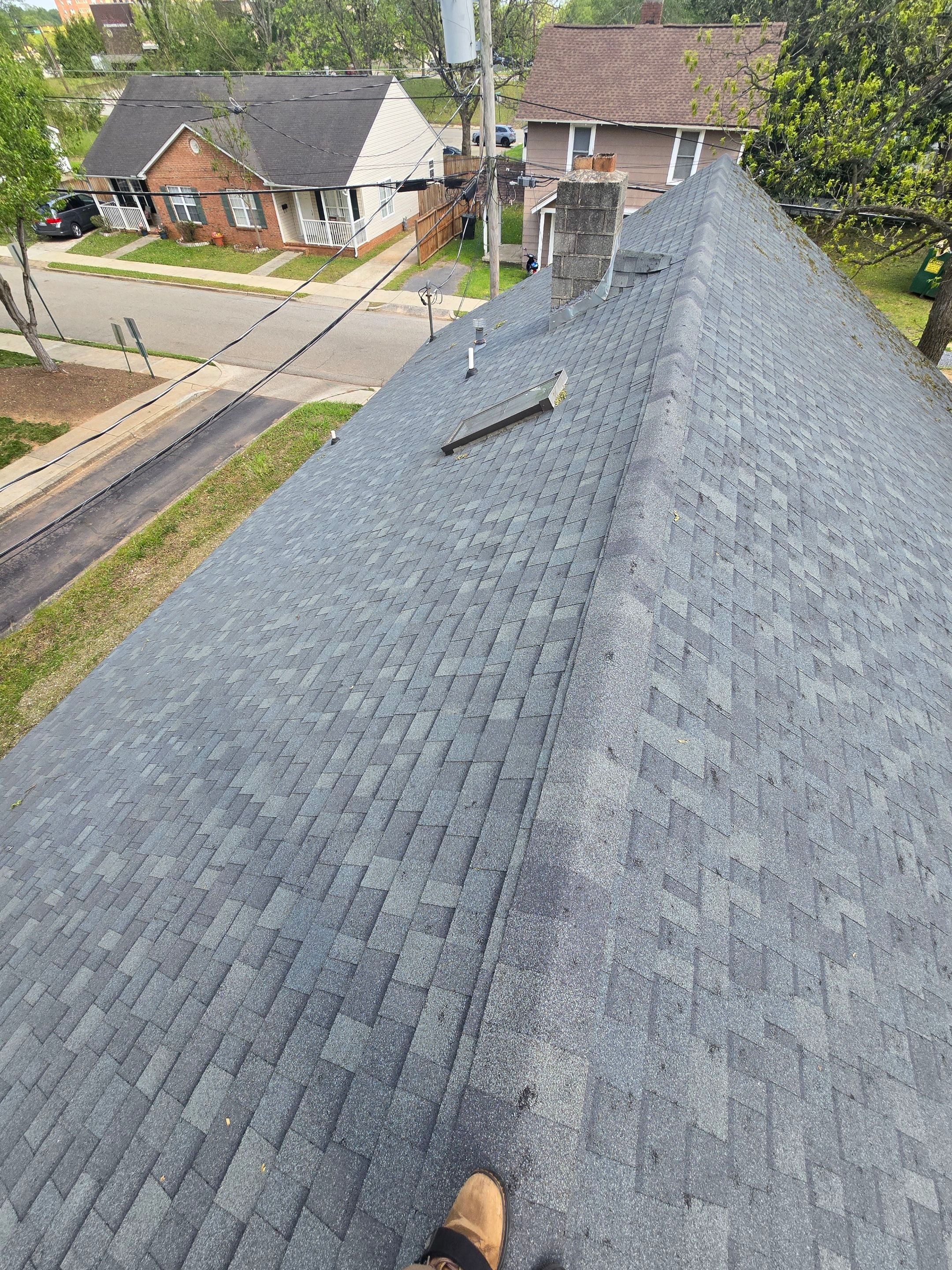 Morabit Office Building by United Contracting and Roofing