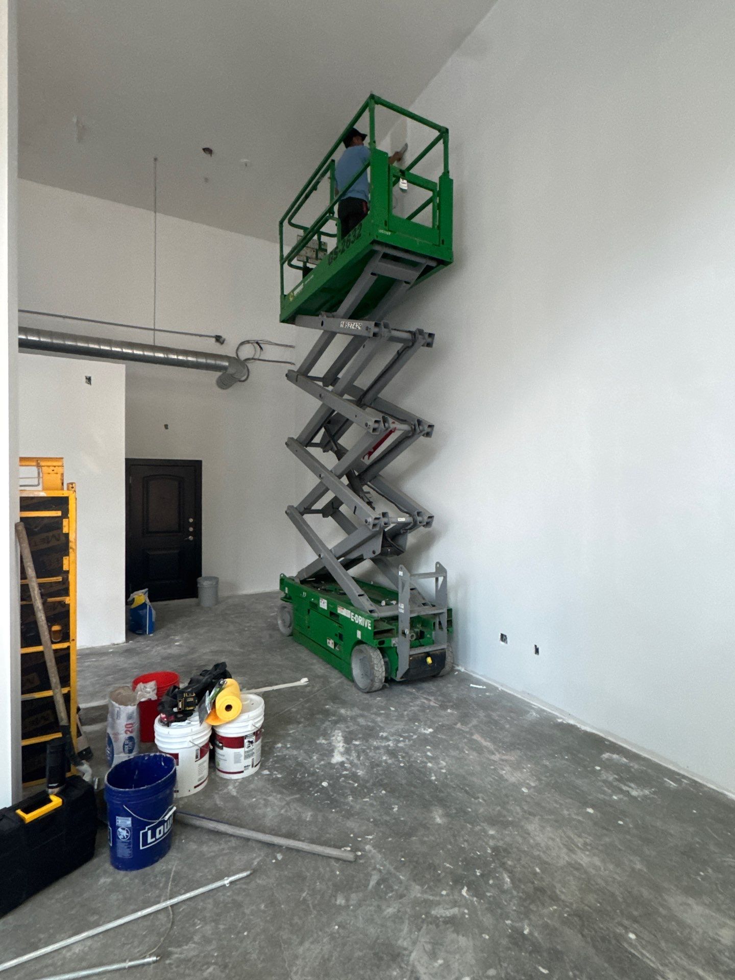Commercial Retail Build Out for Verizon Mobile in Atlanta by Mark Allan Contracting