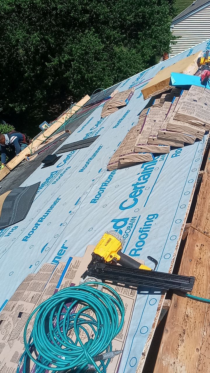 Roof Replacement using CertainTeed Landmark by 180 Contractors