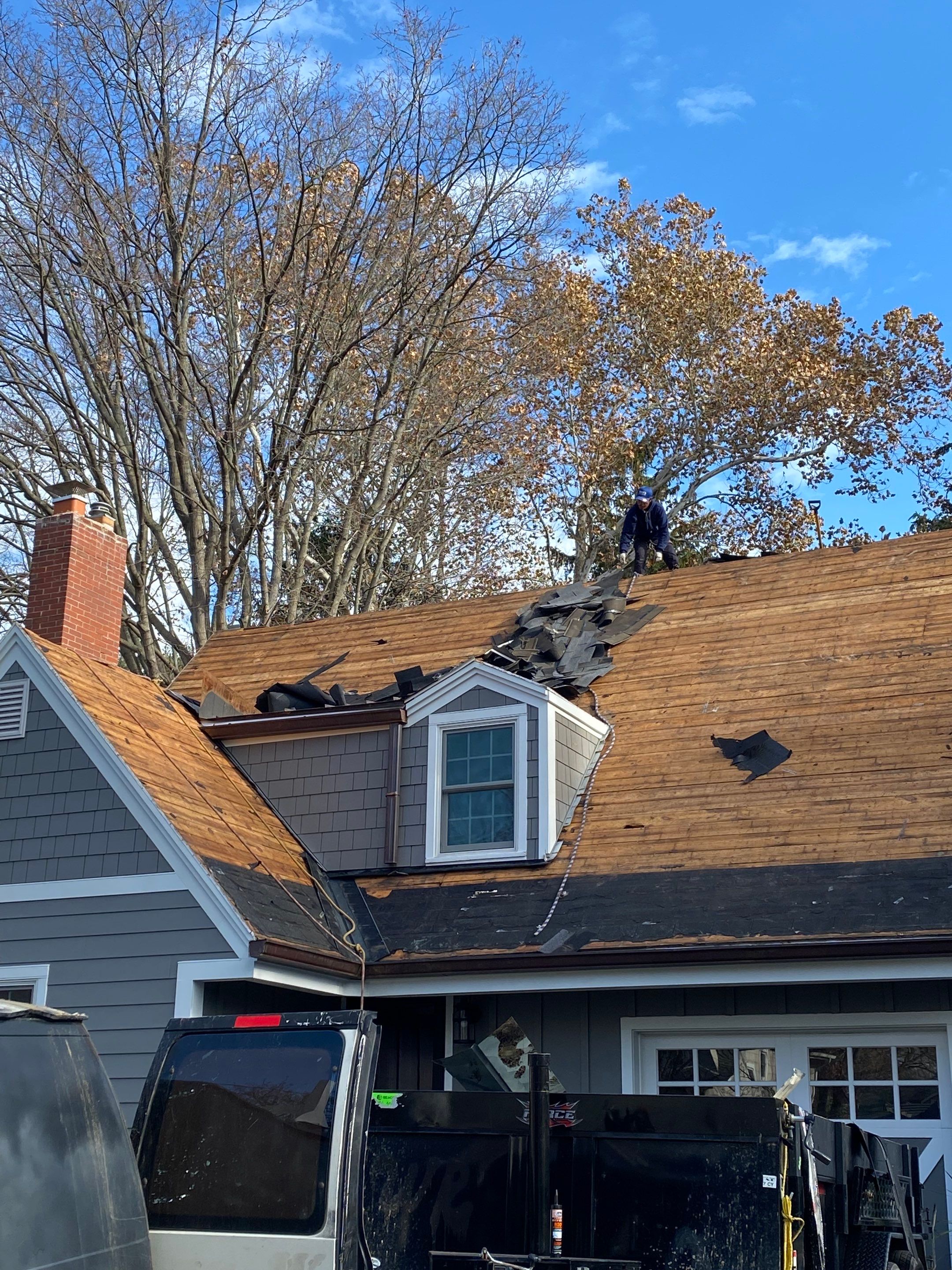 James Hardie Fiber Cement Siding and Certainteed Landmark Pro Roof Installation by Best Exteriors Inc