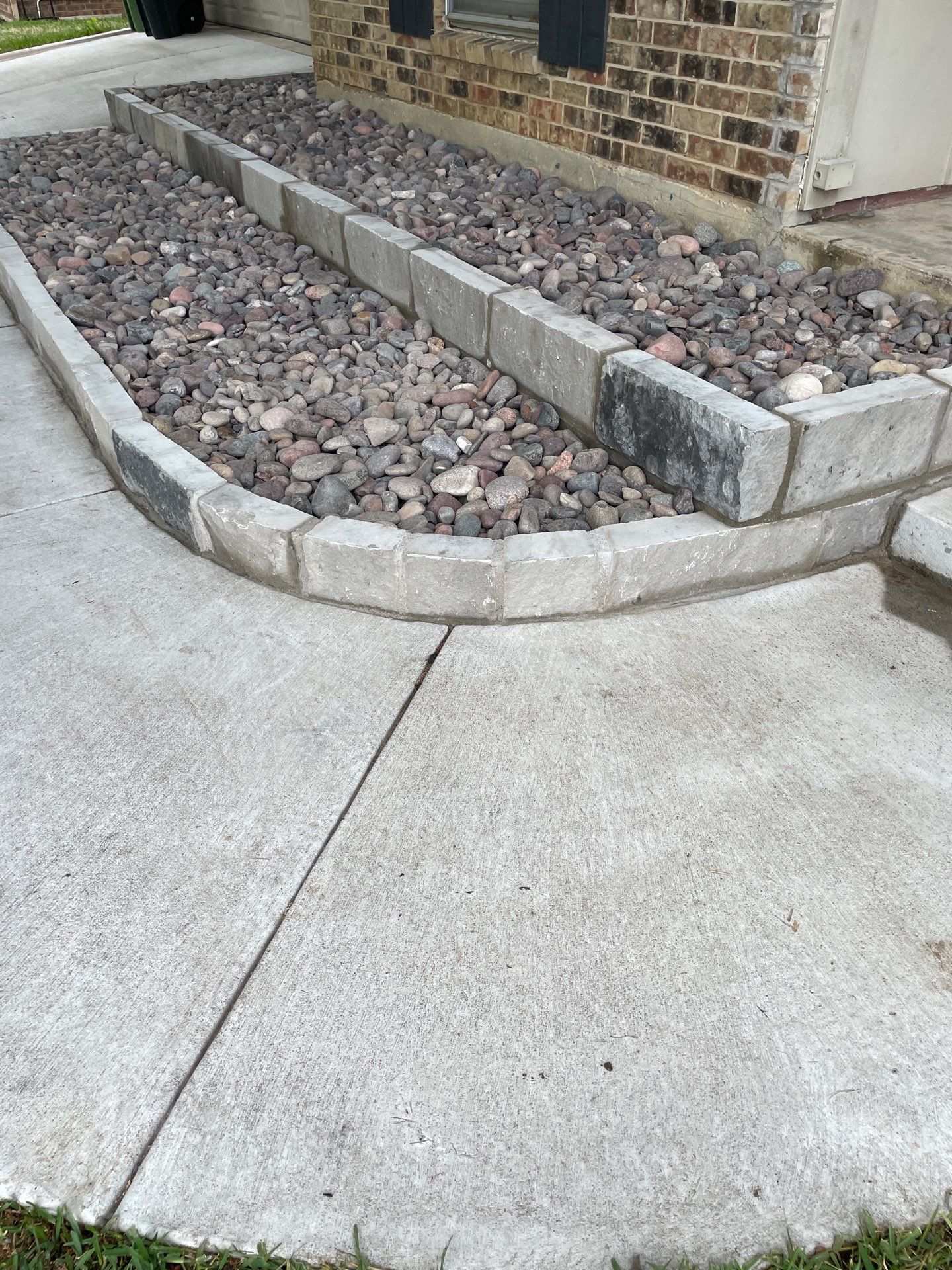Stone Borders by Peterson’s