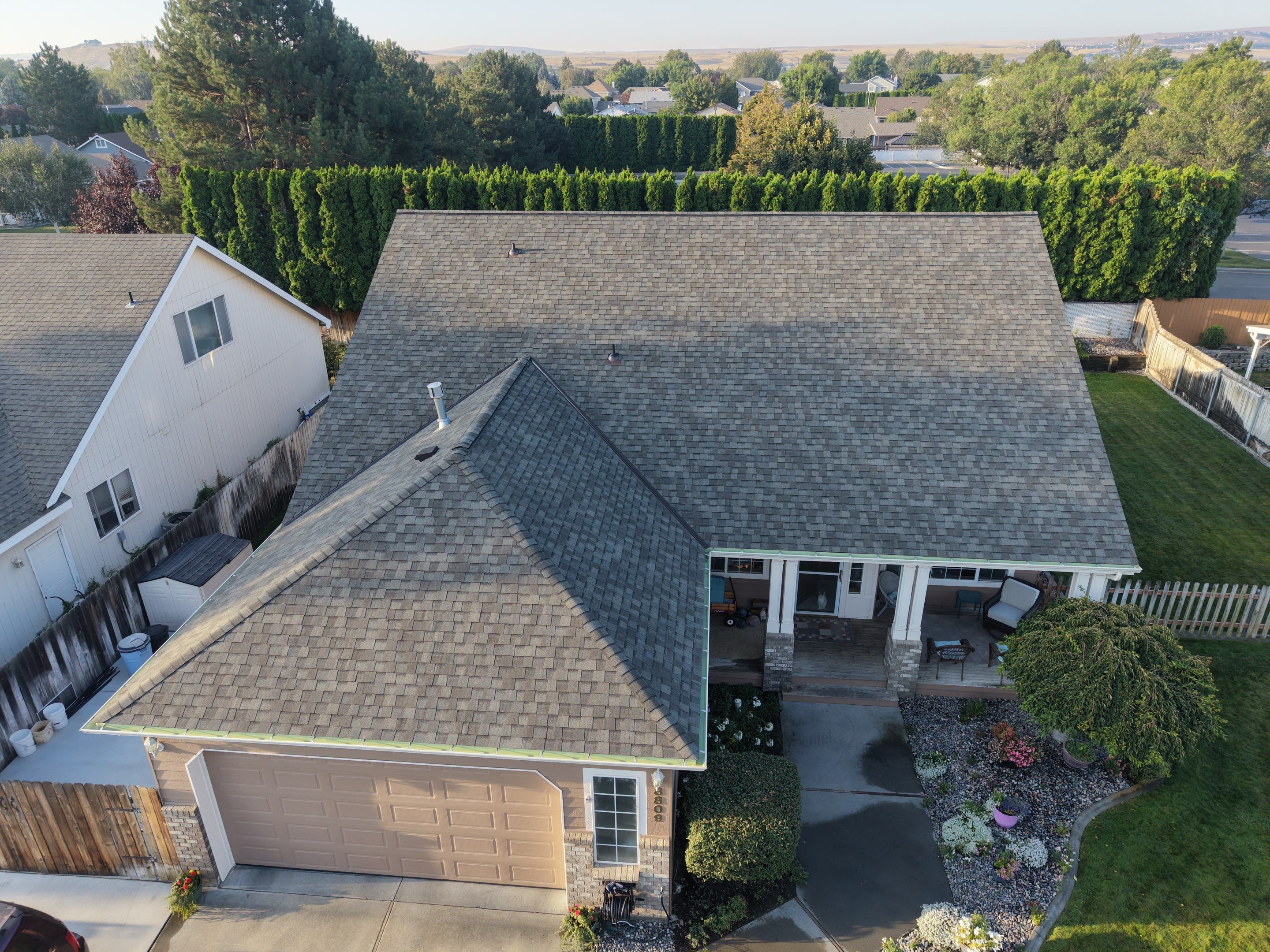 Full Residential Roof Replacement With Architectural Shingles in Kennewick by Alpine Roofing