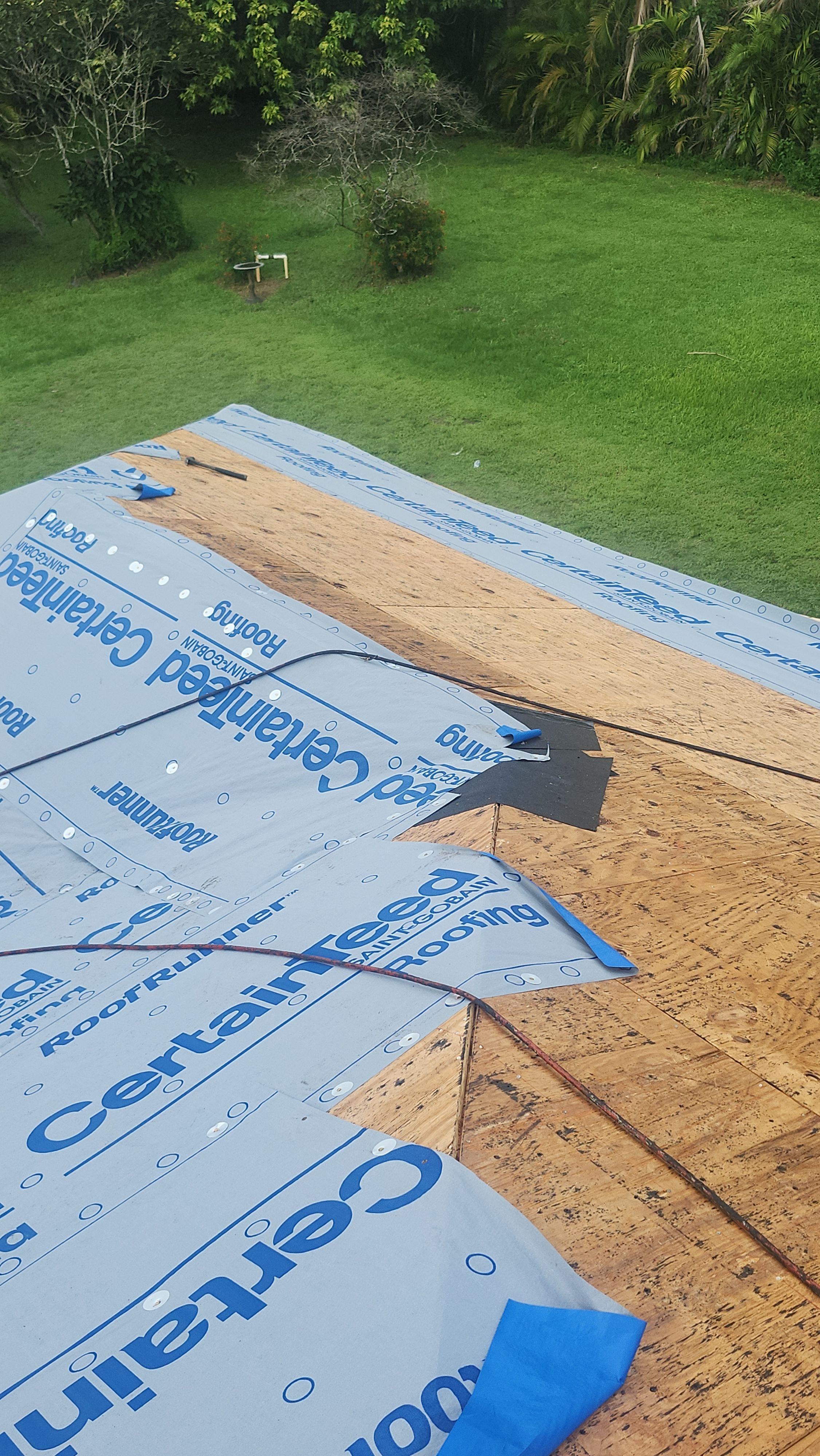 CertainTeed Shingle Roof Replacement for Residential Home in The Acreage by Aastro Roofing