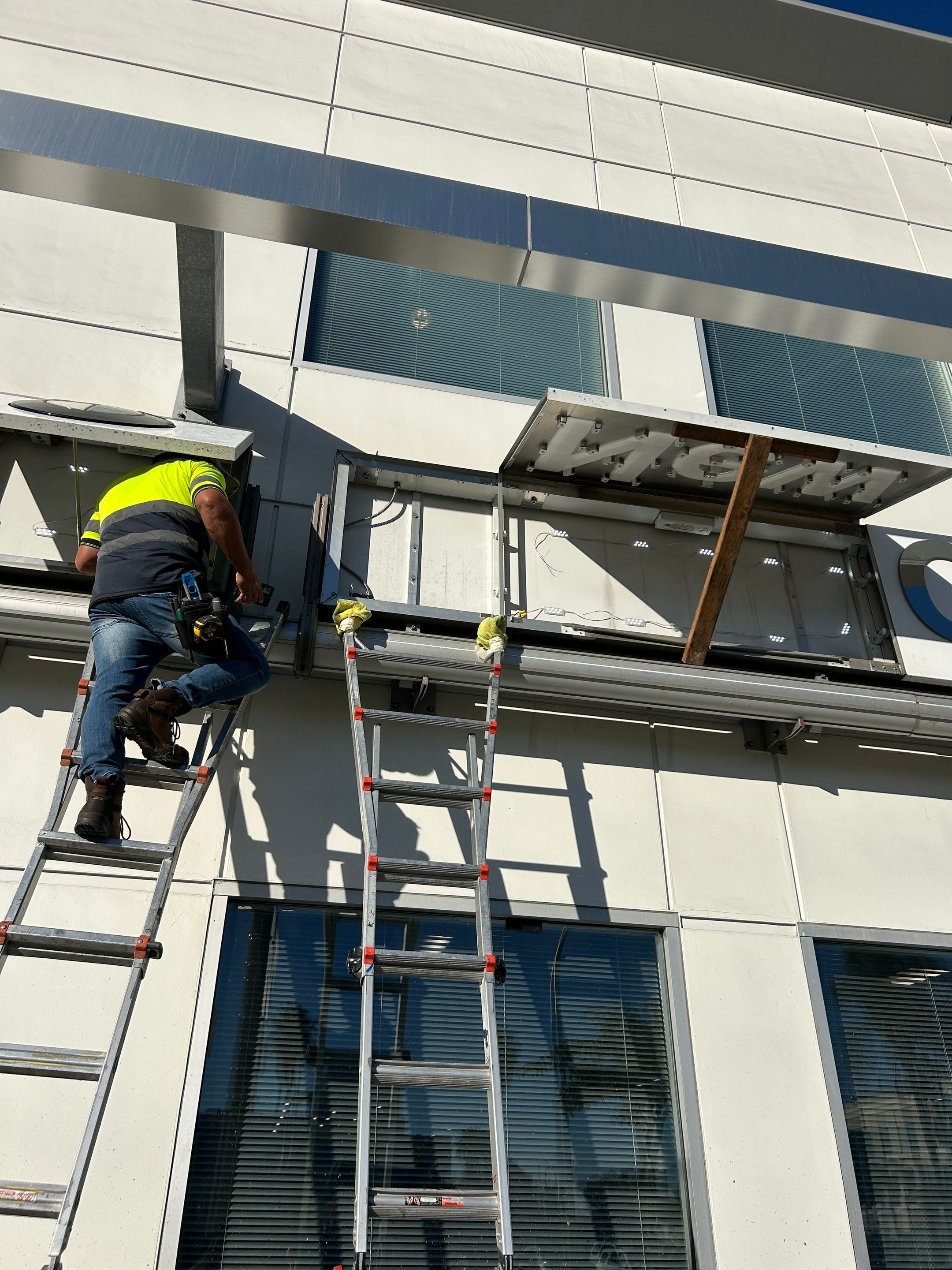 Project in Alhambra by Golden State Signs